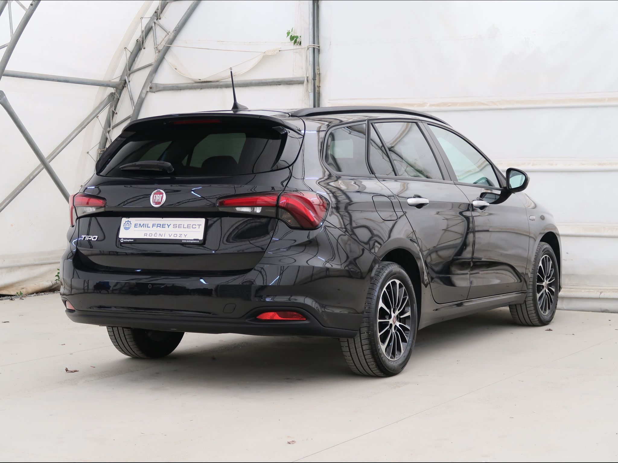 Fiat Tipo, 1.6MultiJet,96kW,CROSS,MAN6 - fotka 6