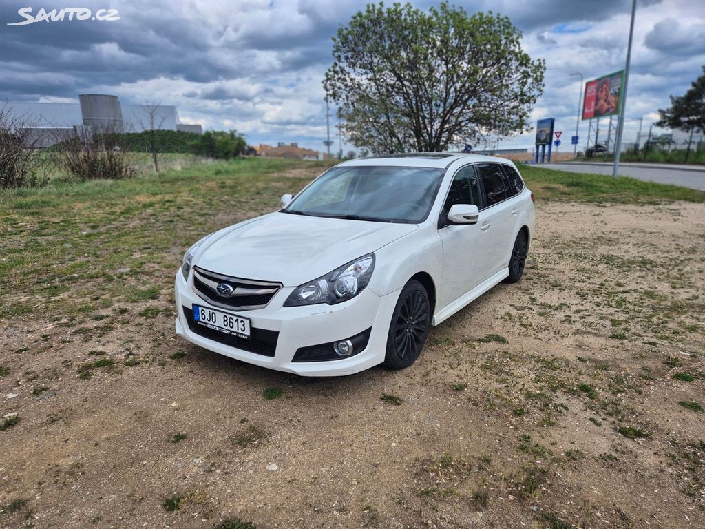 Subaru Legacy 2011 nga Republika Çeke