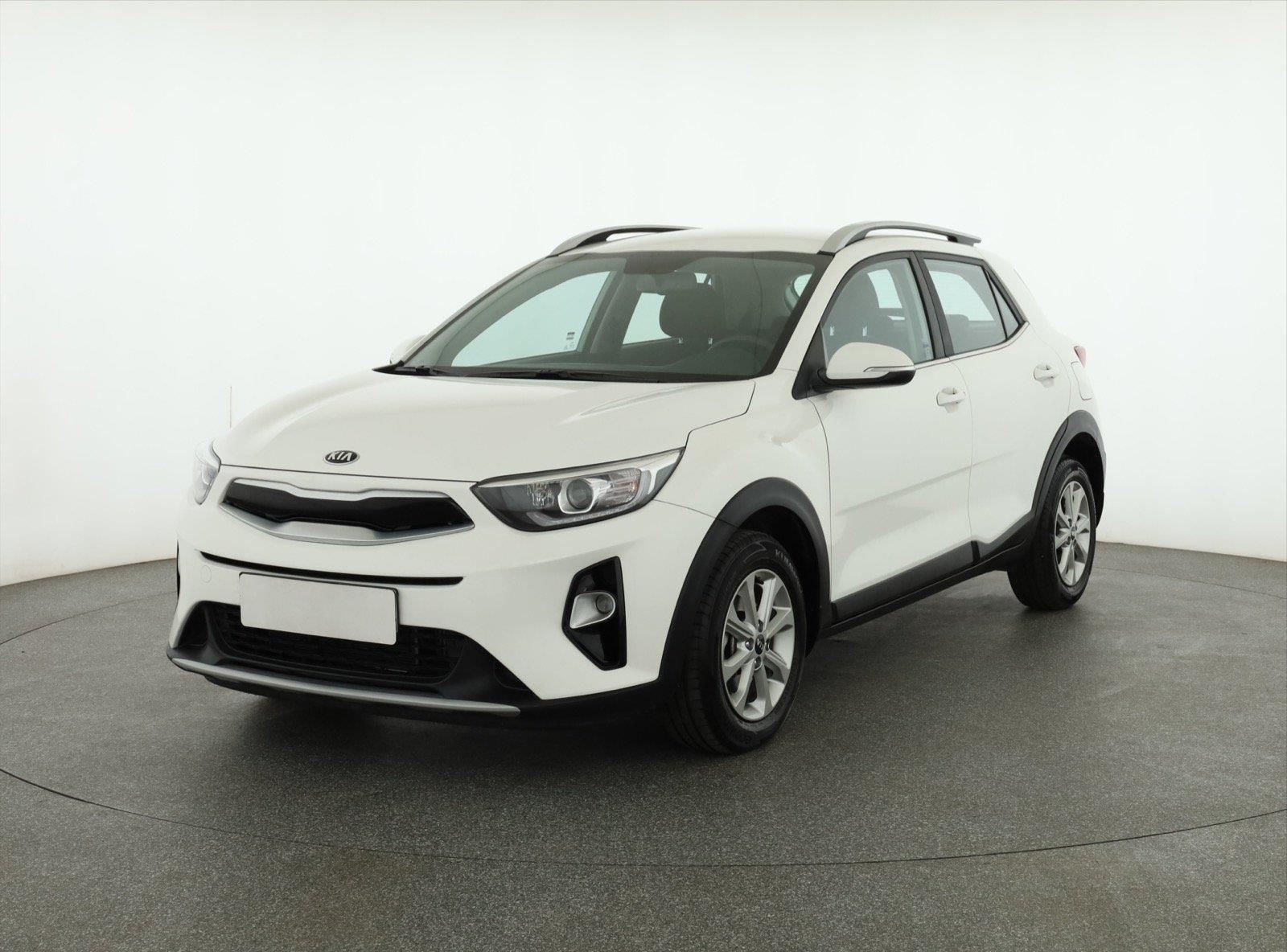 Kia Stonic, 1.0 T-GDI, Automat, ČR,1.maj - fotka 2