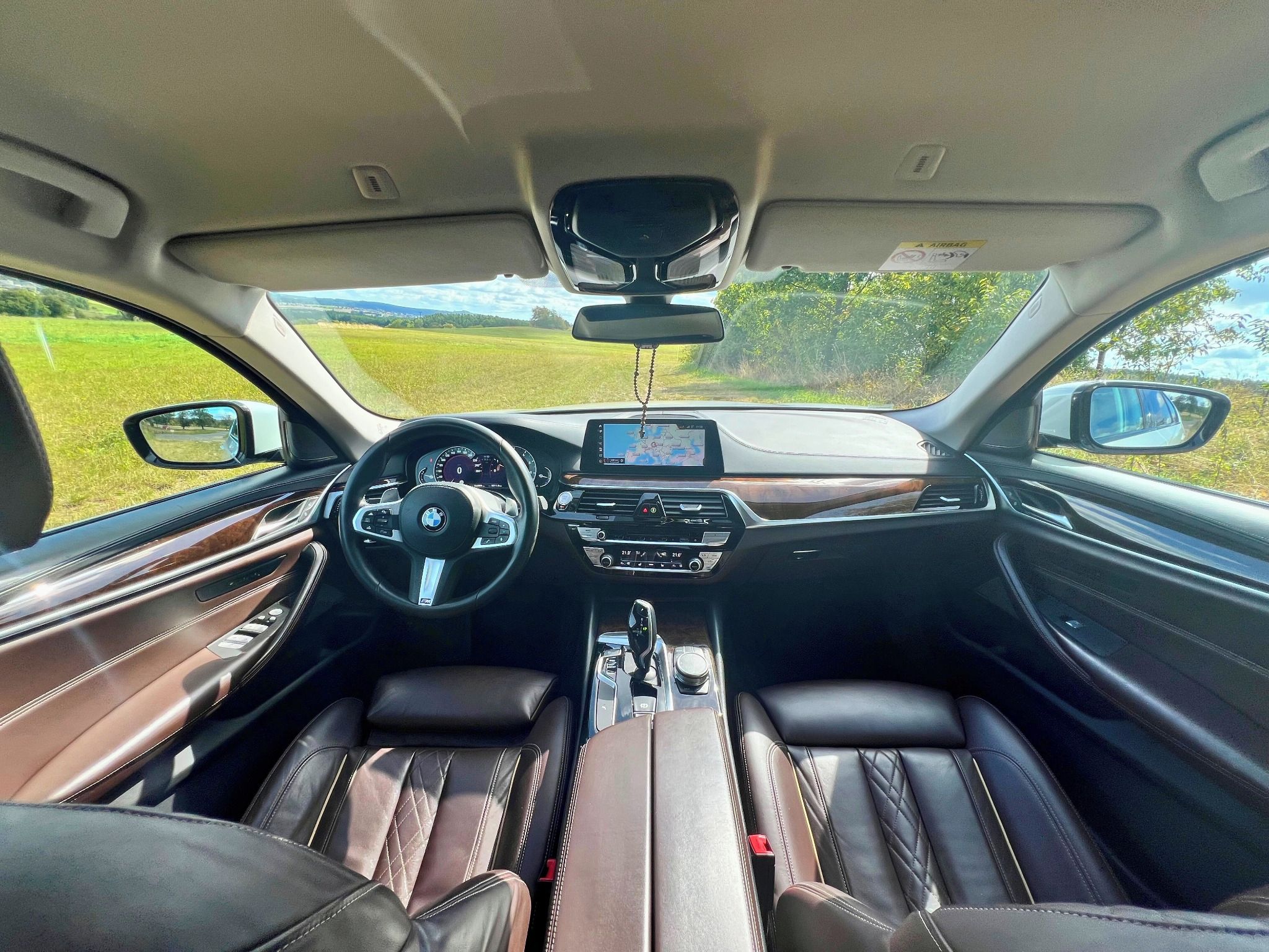 BMW Řada 5, 540i 340 PS | ODPOČET DPH - fotka 3