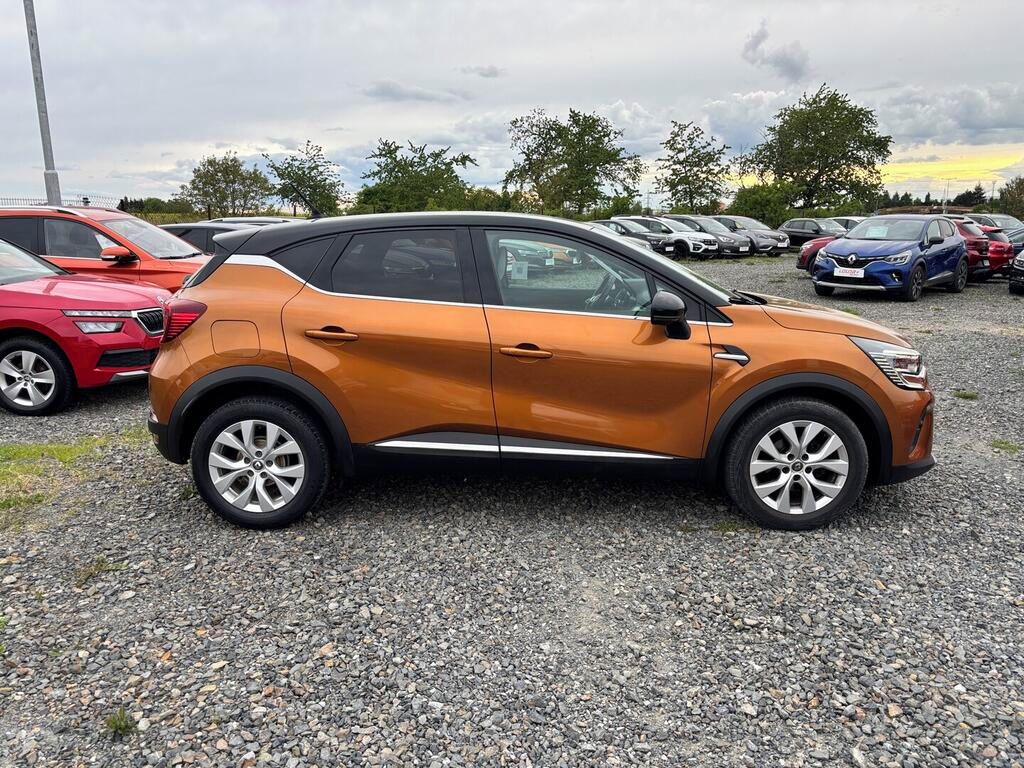 Renault Captur, 1.3 TCe _ kW - fotka 2