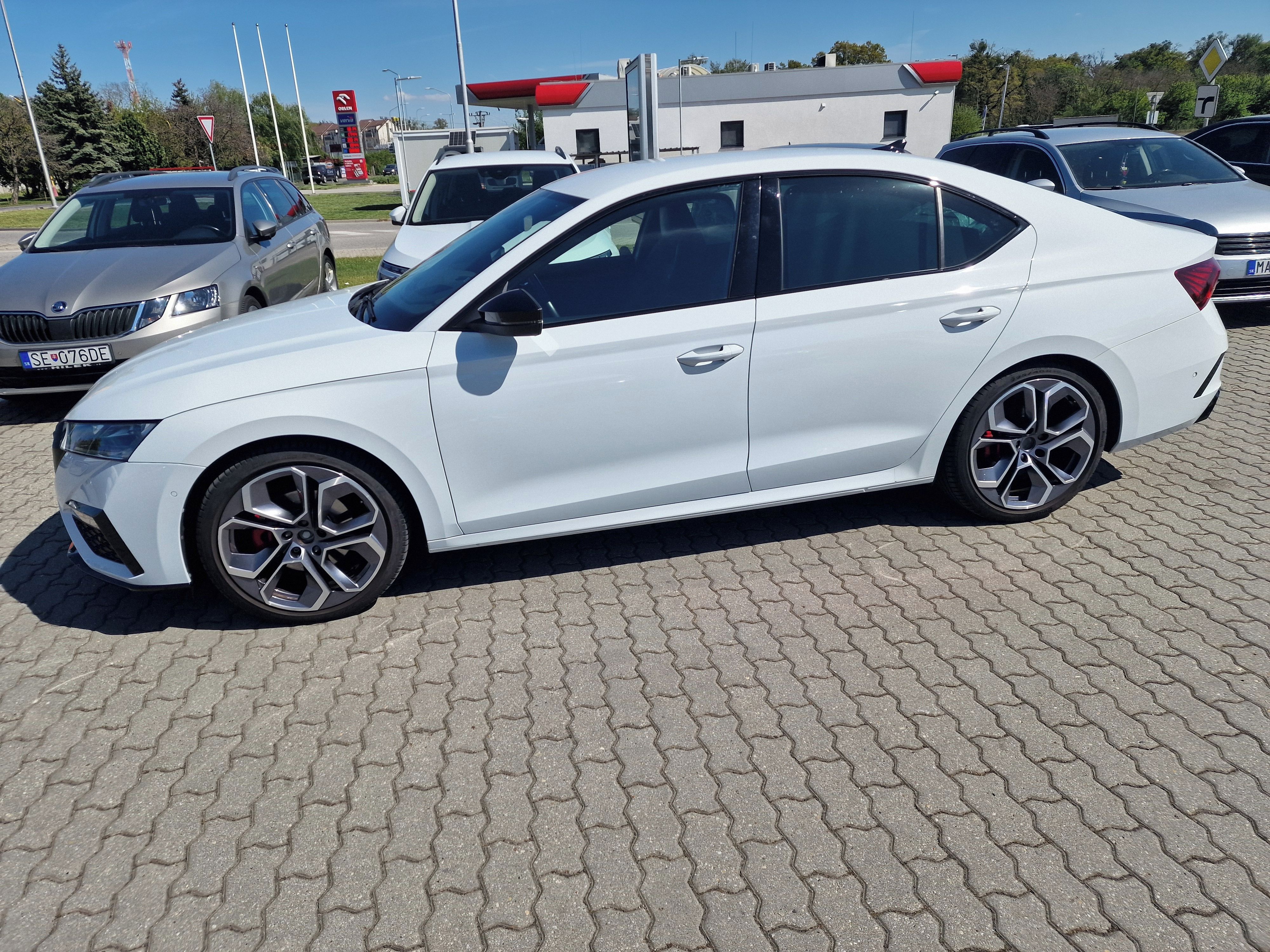 Škoda Octavia, Rs servisovano len Skoda - fotka 4