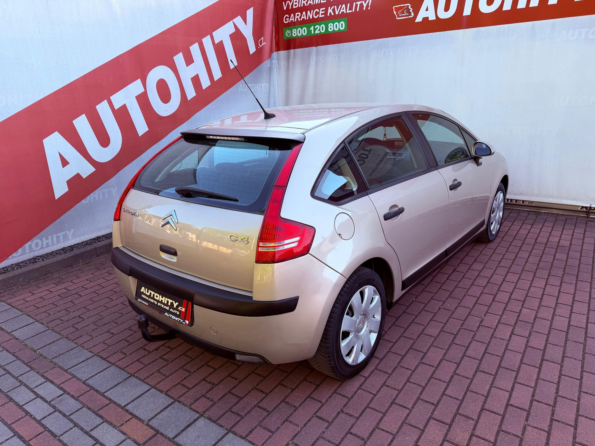 Citroën C4, 1.4 Advance, Tažné, 116 tkm - fotka 6