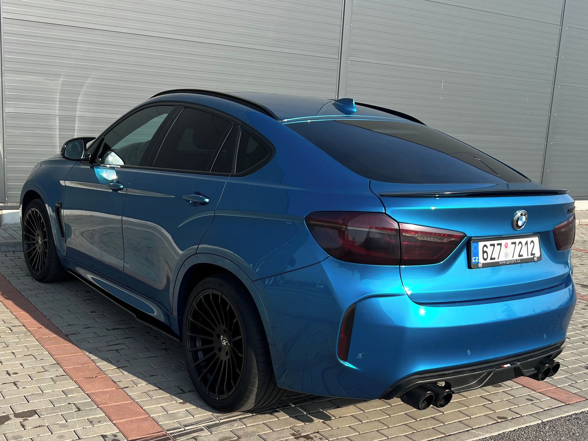 BMW X6, BMW X6, M 4.4 V8 423 kW-Akrapo - fotka 5