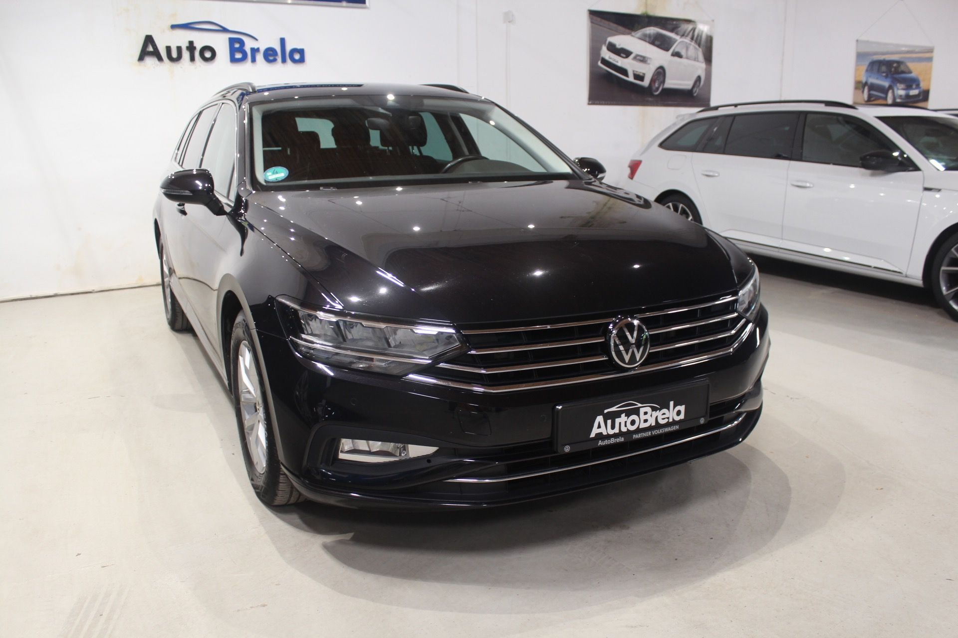Volkswagen Passat, 2.0TDI DSG Display LED Navi - fotka 2