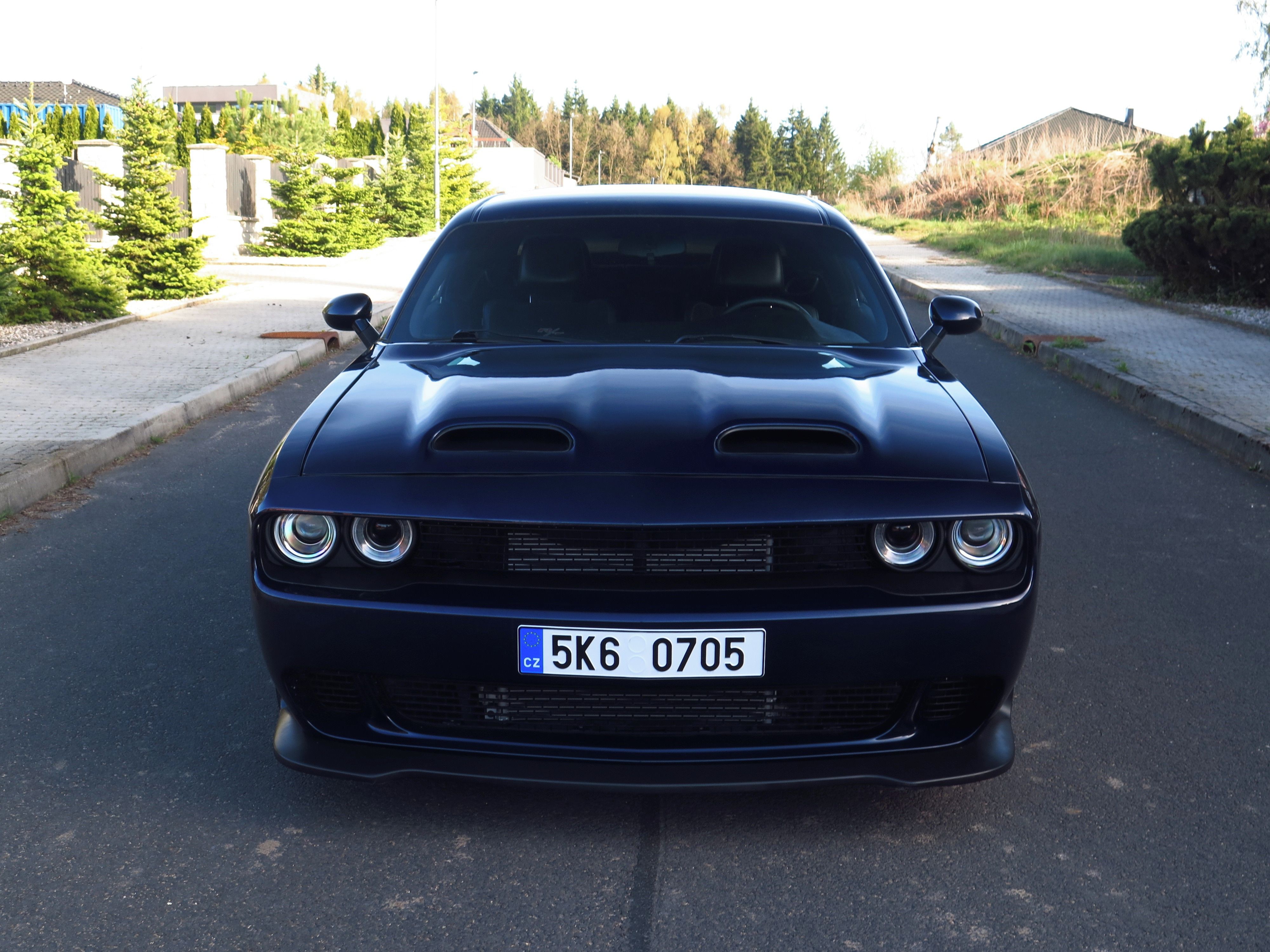 Dodge Challenger, 5.7 HEMI V8 SRT vzhled - DPH - fotka 3