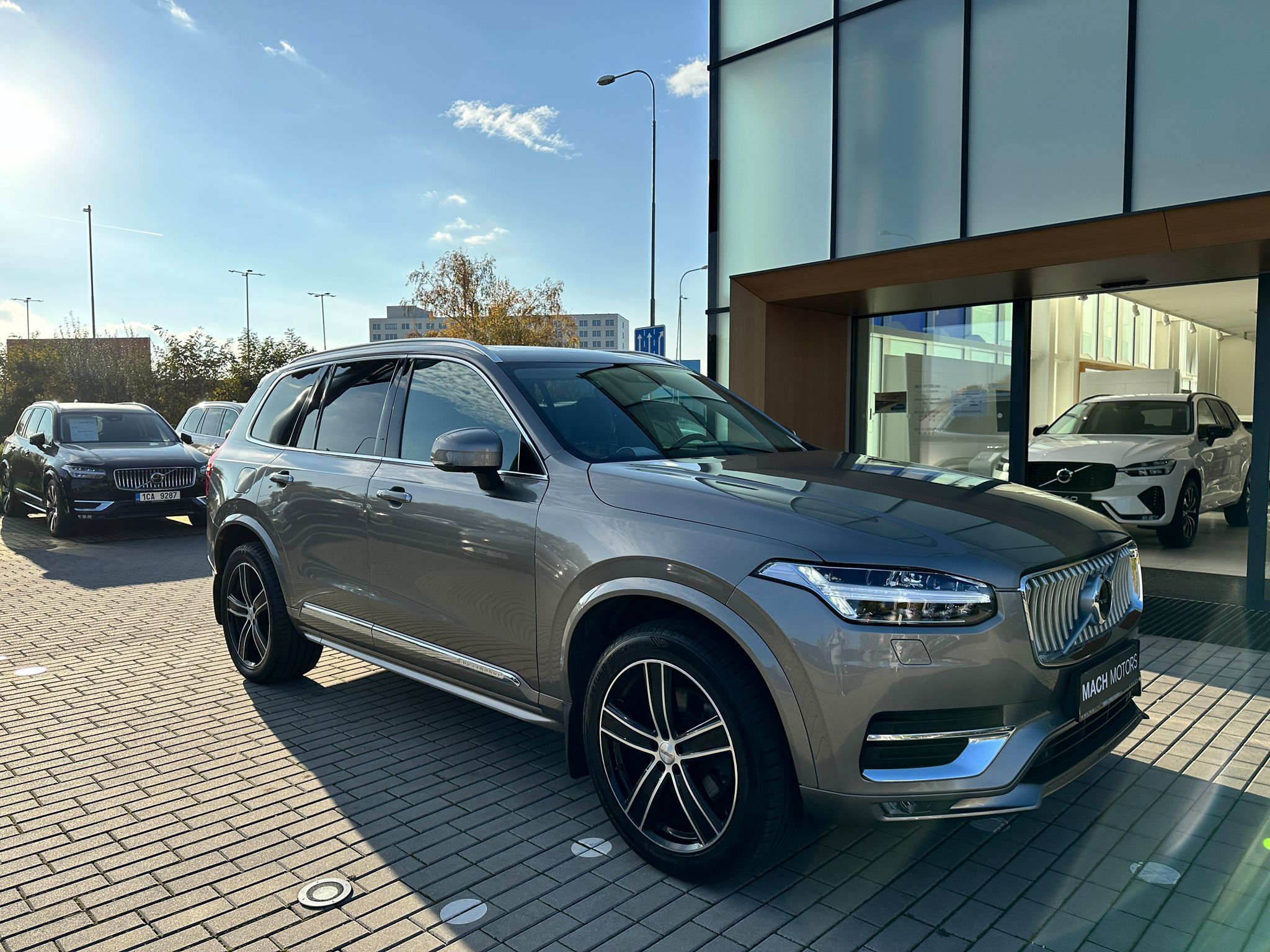 Volvo XC90, B5 INSCRIPTION VZDUCH TZ - fotka 2