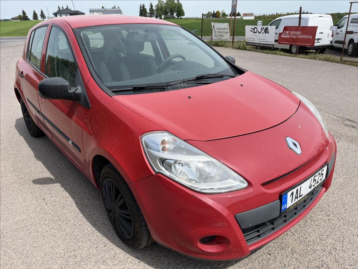 Renault Clio, 1,2 i 48 KW ČR  STK 11/27 - fotka 3