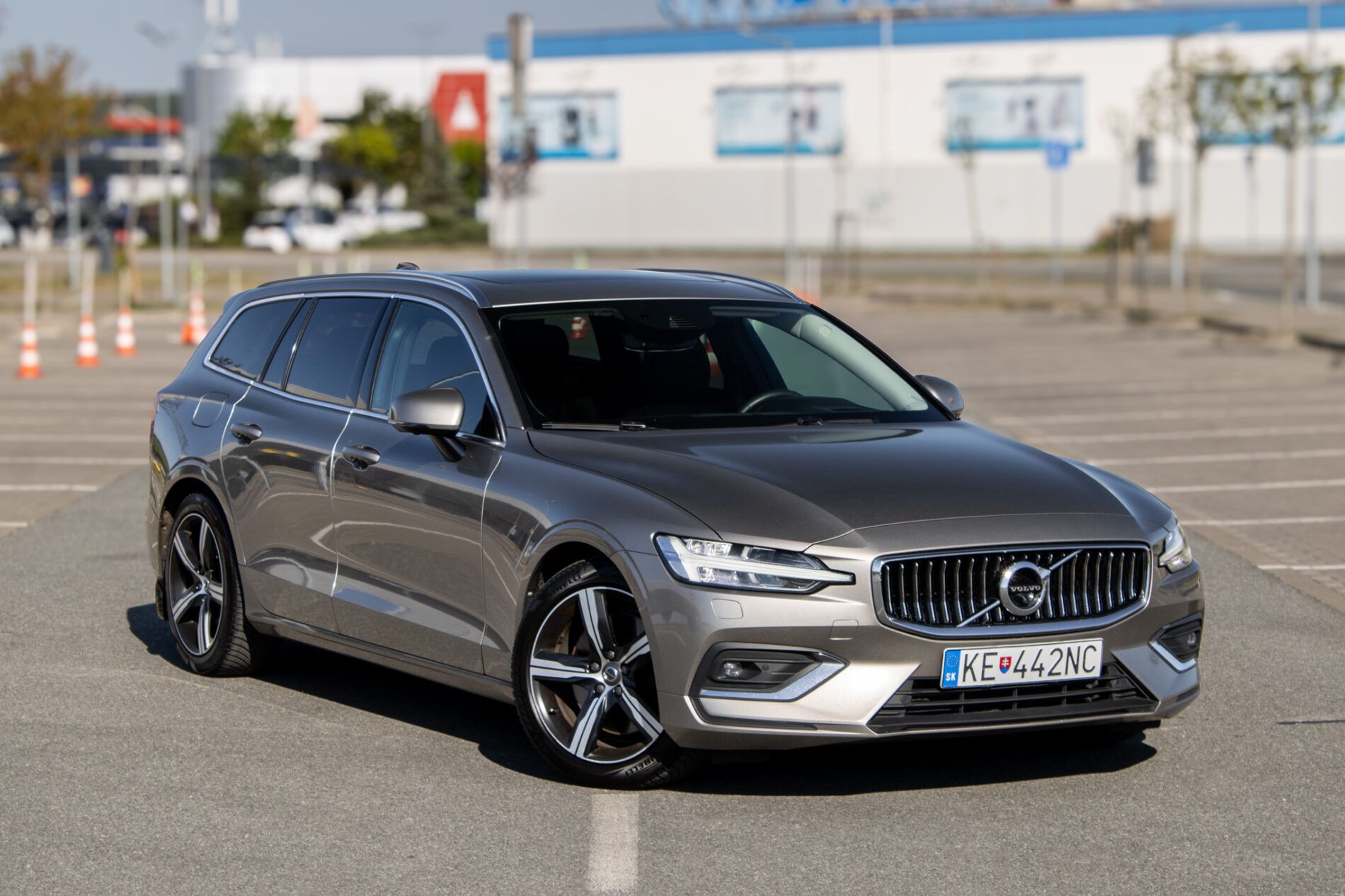 Volvo V60 - fotka 3