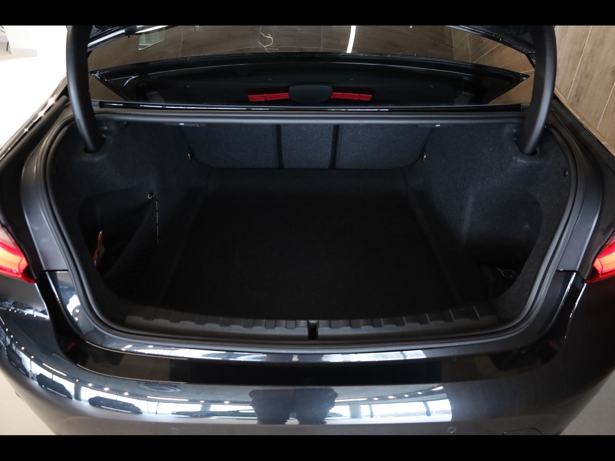 BMW Řada 3, 320d xDrive Sedan, ACC, Tažné - fotka 6