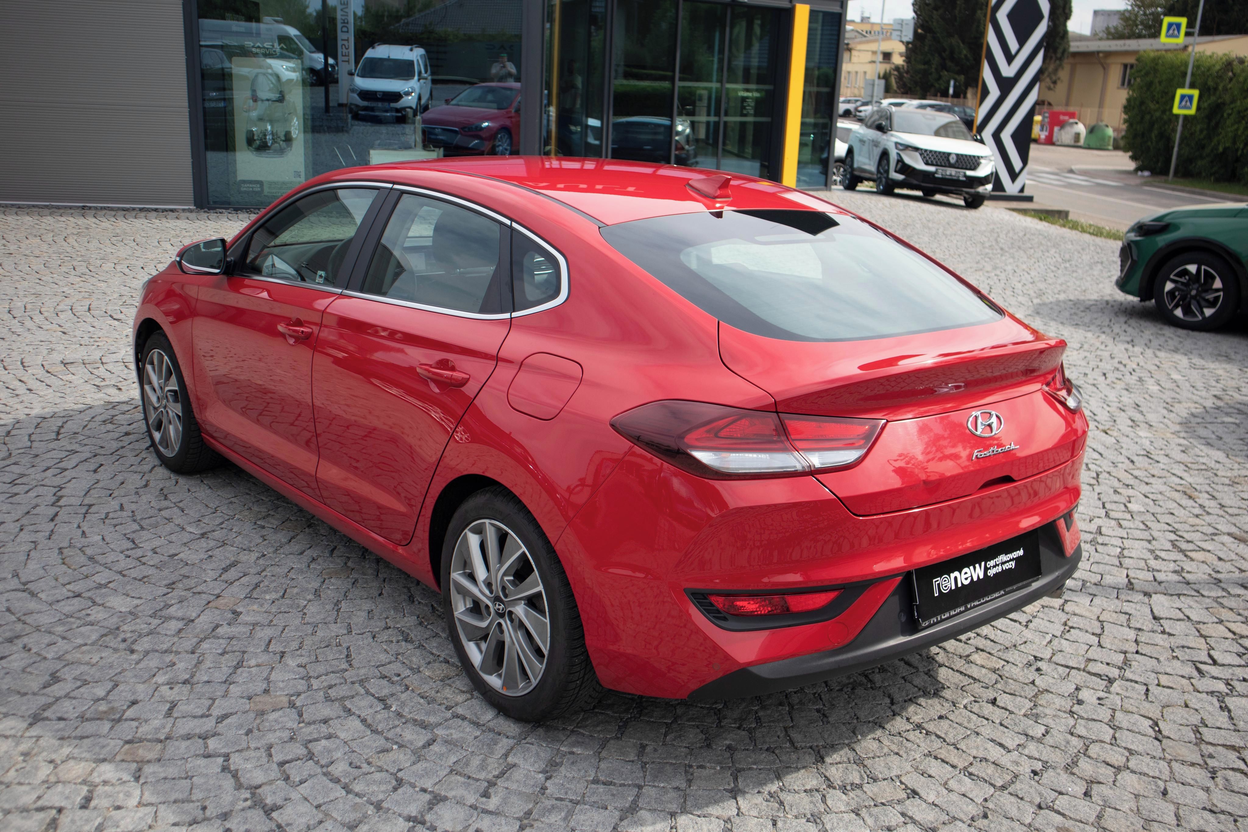 Hyundai i30, 1,4 T-GDI - fotka 5