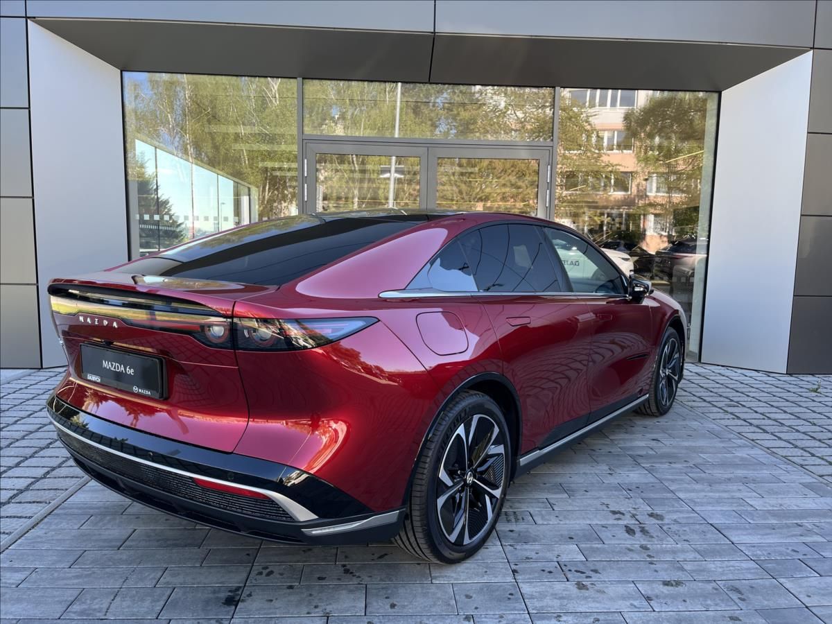 Mazda 6e, 5HB EV 258ps 1AT RWD Takumi - fotka 2