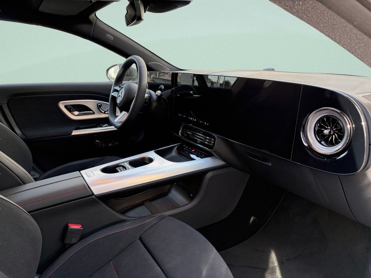 Mercedes-Benz CLA, 350 4MATIC Shooting Brake - fotka 5