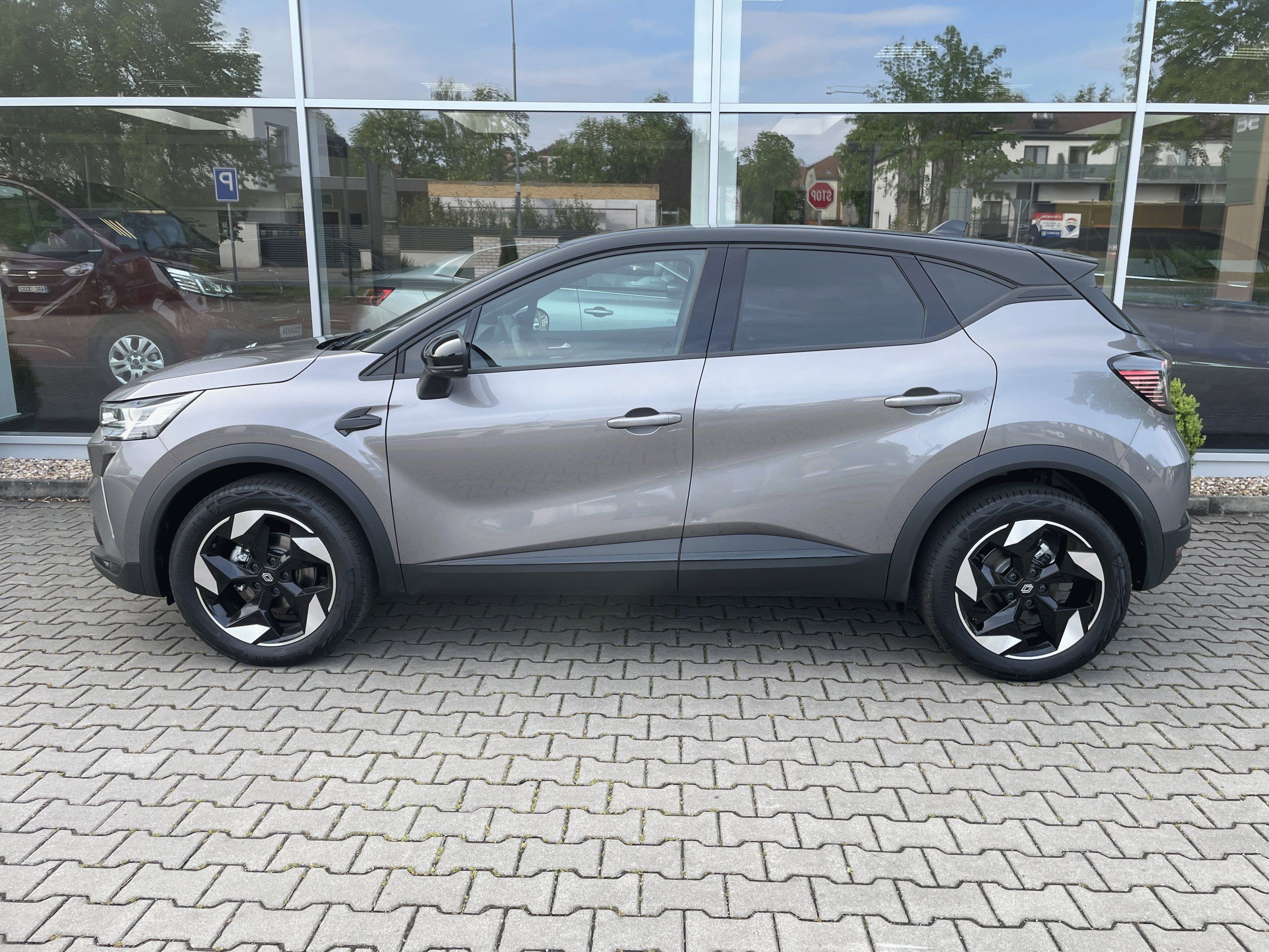Renault Captur, TCe 90 Techno - fotka 4