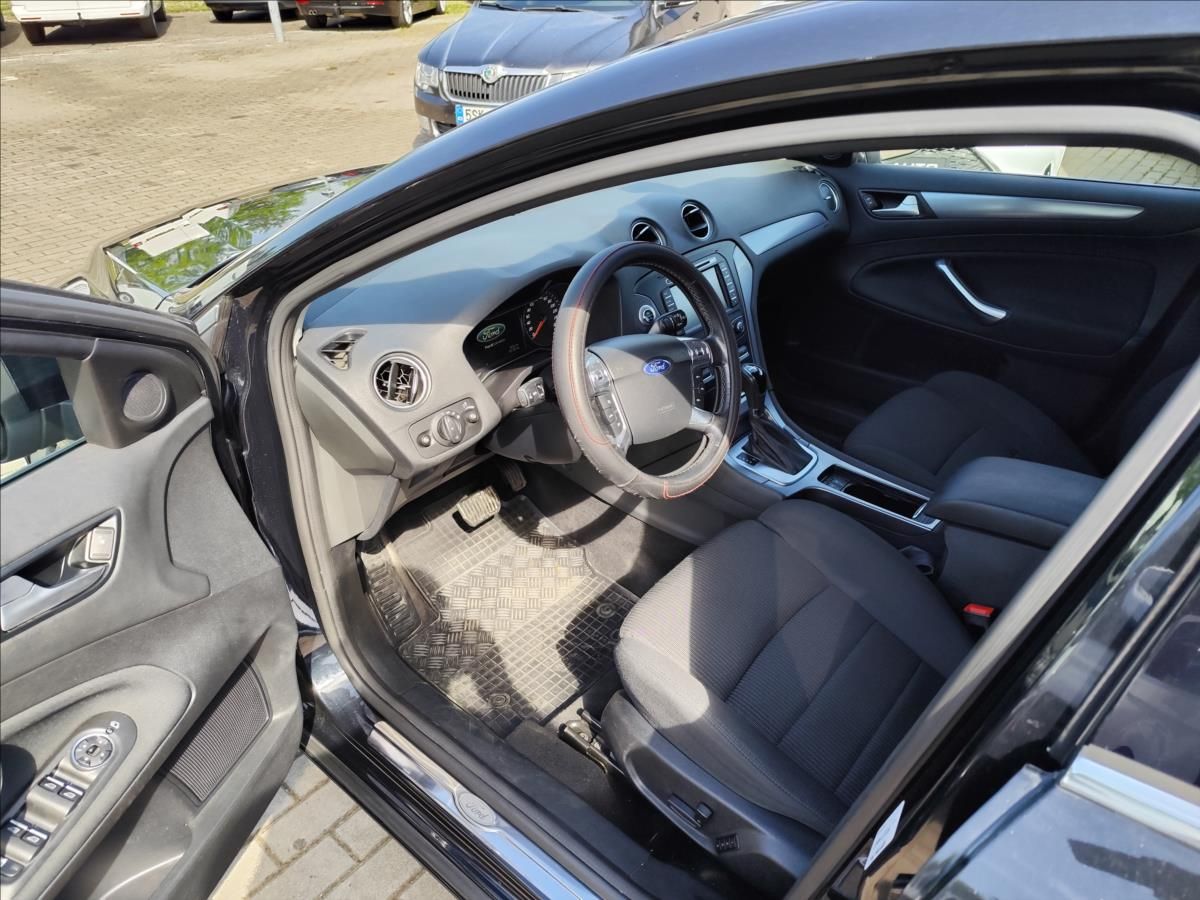 Ford Mondeo, 2,0TDCi 120KW TITANIUM AUT XEN - fotka 3
