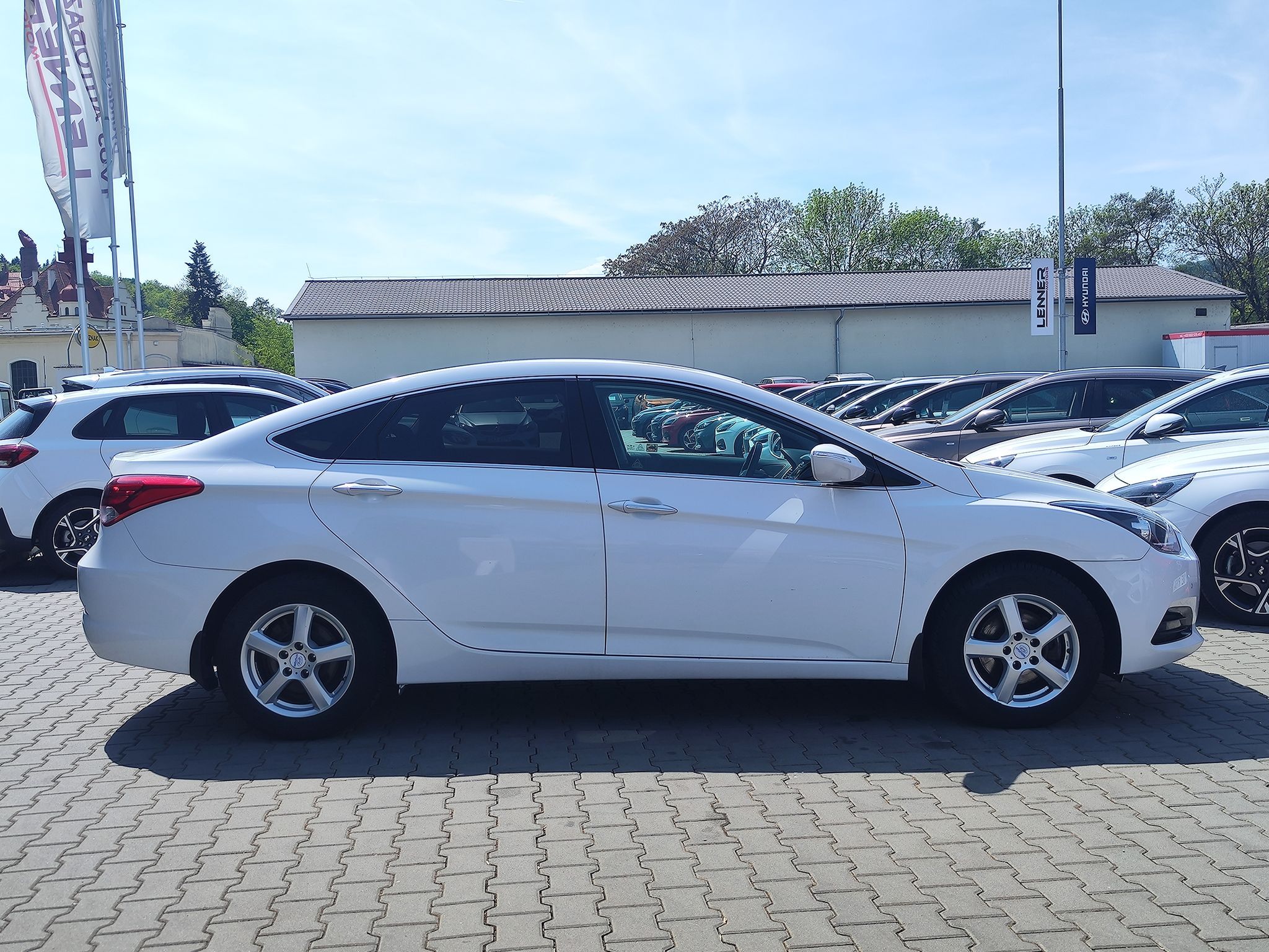Hyundai i40, 1.7 CRDi/85kW Experience ČR - fotka 4
