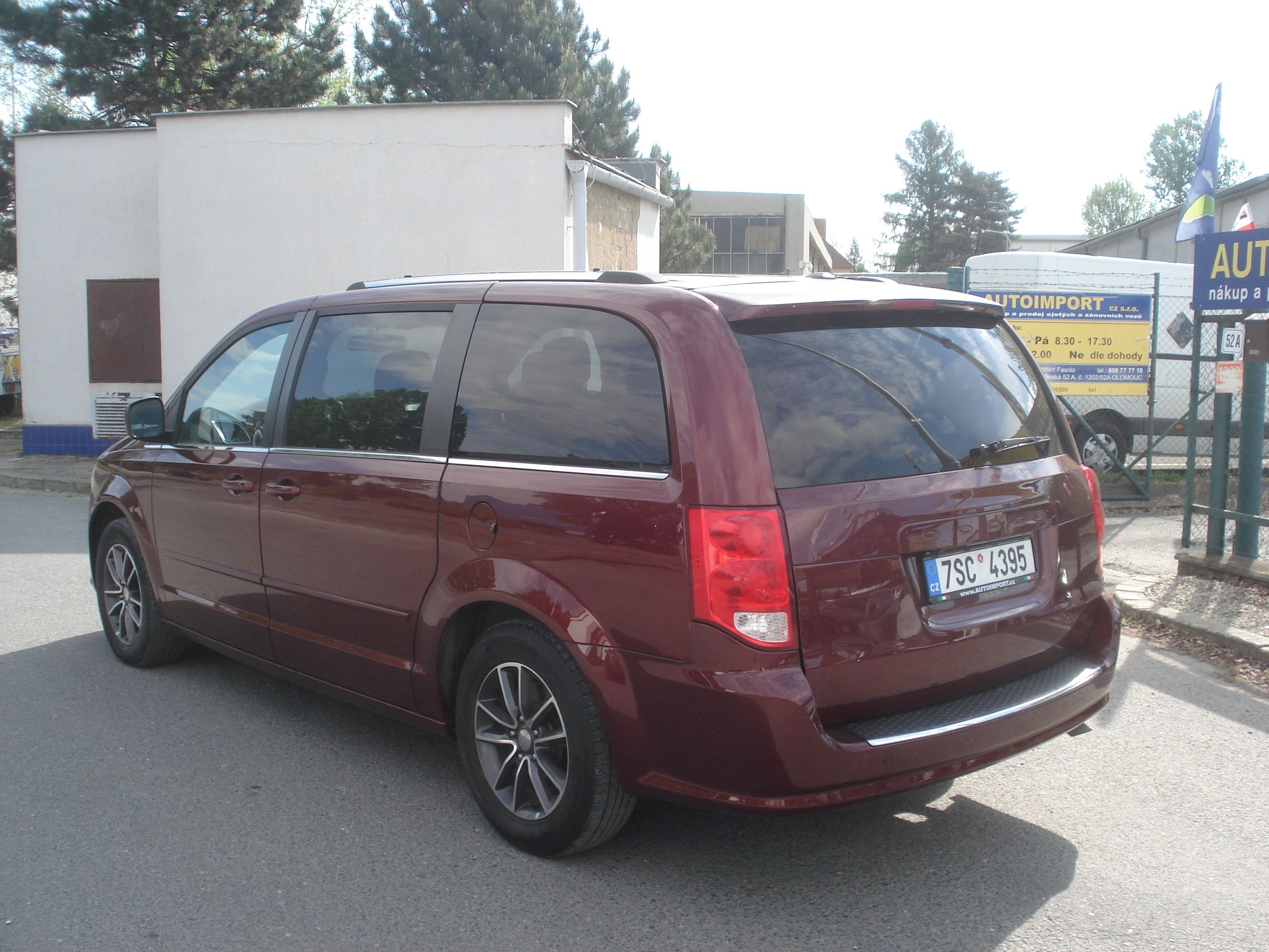 Dodge Grand Caravan - fotka 3