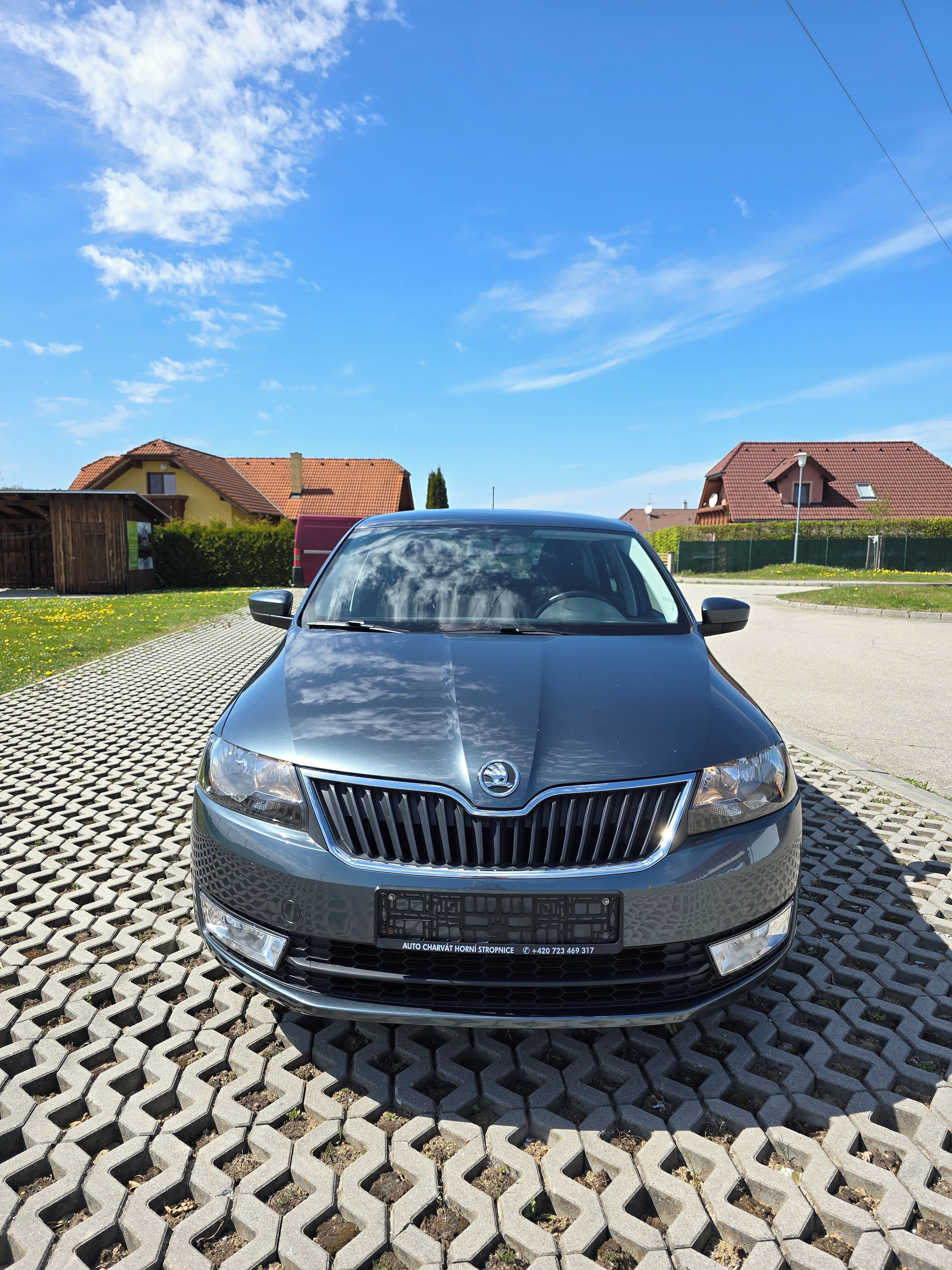 Škoda Rapid, 1.2 TSI SPACEBACK Sport - fotka 2