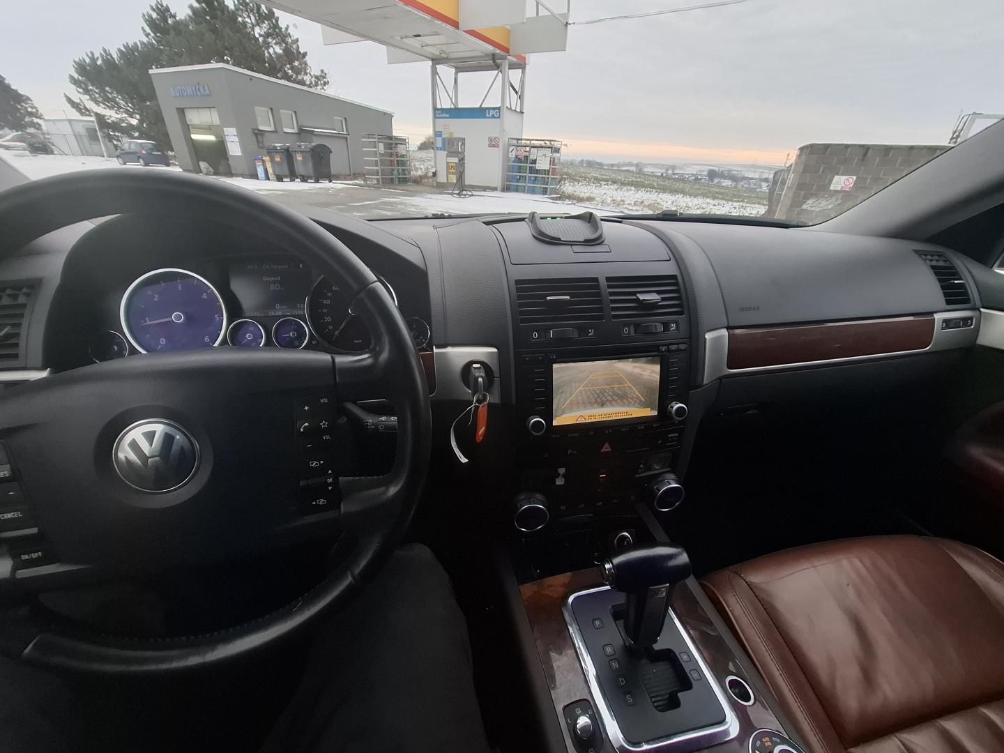 Volkswagen Touareg, 3,0 TDI - fotka 6