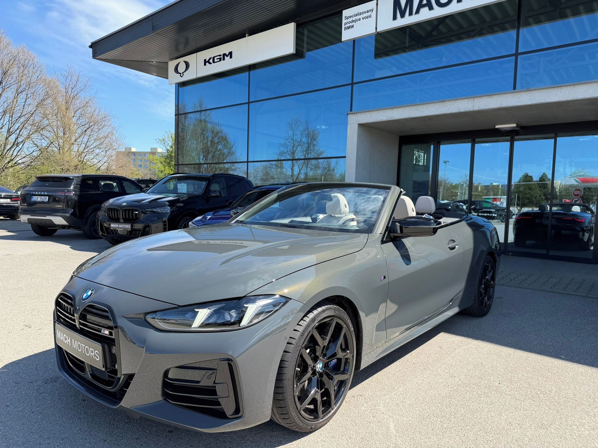 BMW Řada 4, BMW M440i xDrive Cabrio TOP - fotka 5