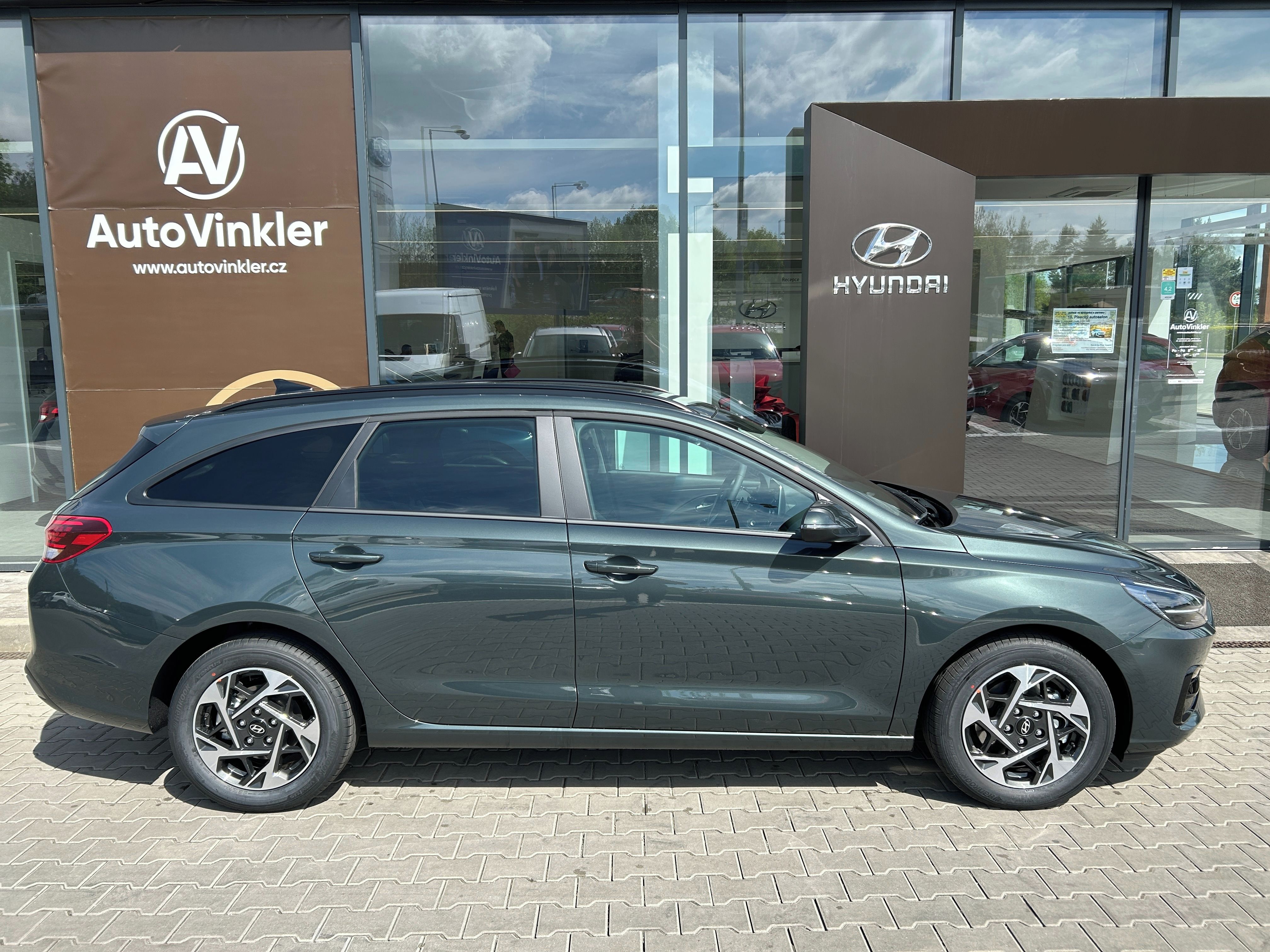 Hyundai i30, 26 WG 1,6 T-GDI DCT GO CZECH! - fotka 3