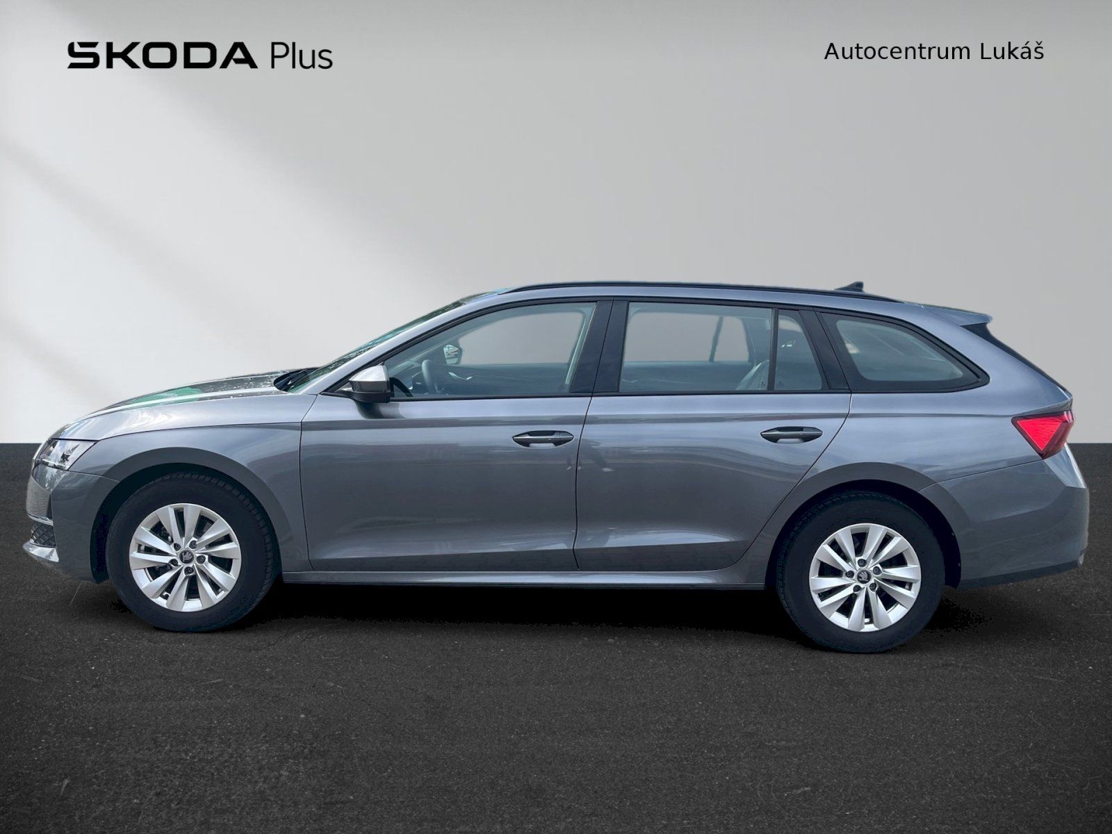 Škoda Octavia, OCT.COMBI SELECTION 2,0 TDI 85 - fotka 3