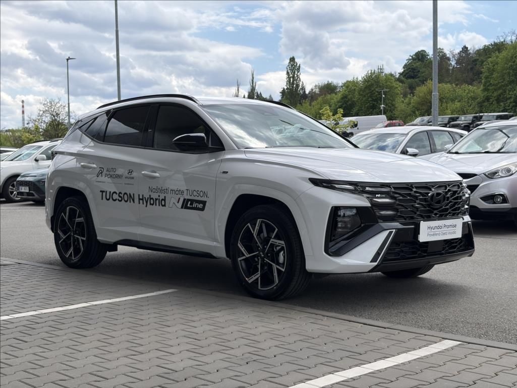 Hyundai Tucson, 1,6 T HEV  Go Czech N Line - fotka 4