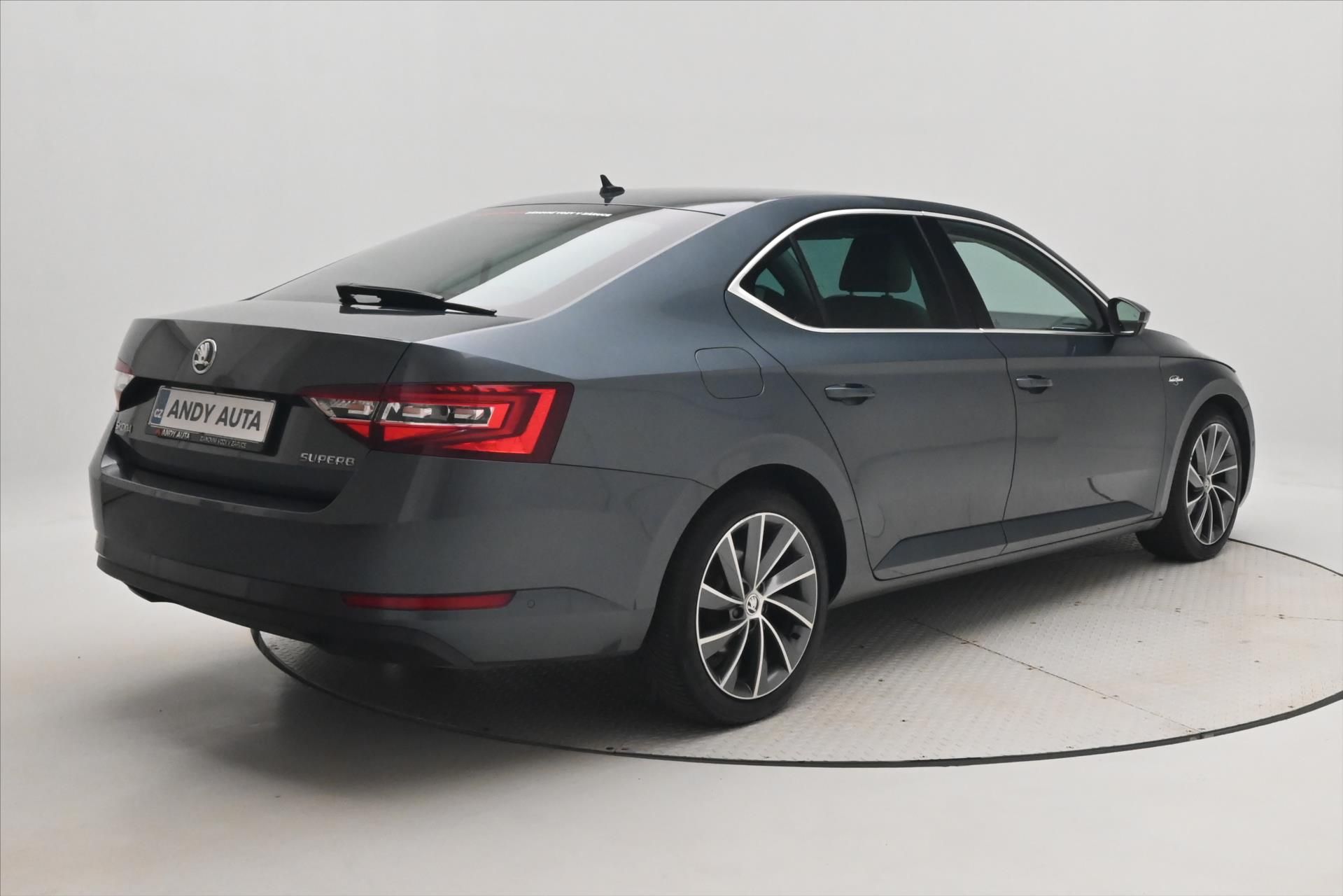 Škoda Superb, 2,0 TDI 140 kW DSG L&K Záruka - fotka 5