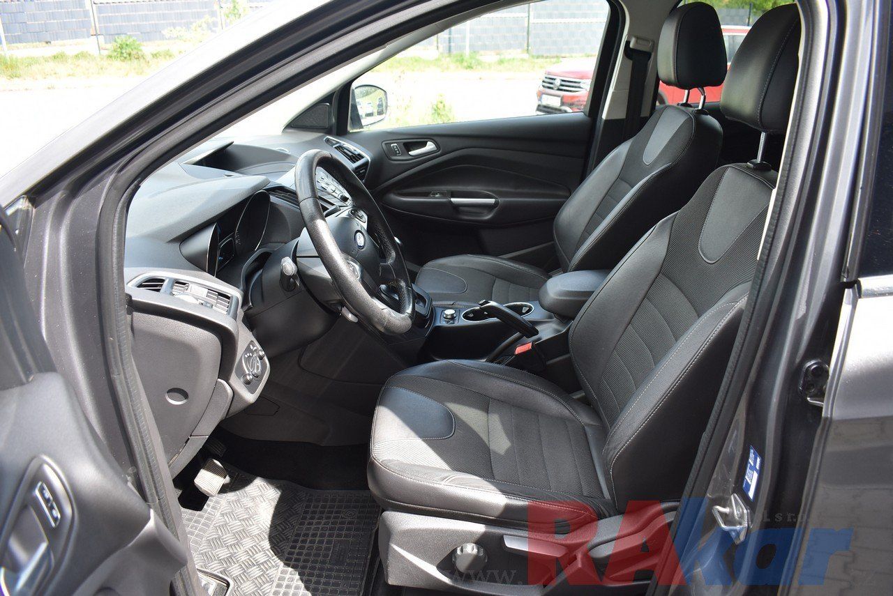 Ford Kuga, Titanium 2,0TDCI  Aut. 4x4 - fotka 6
