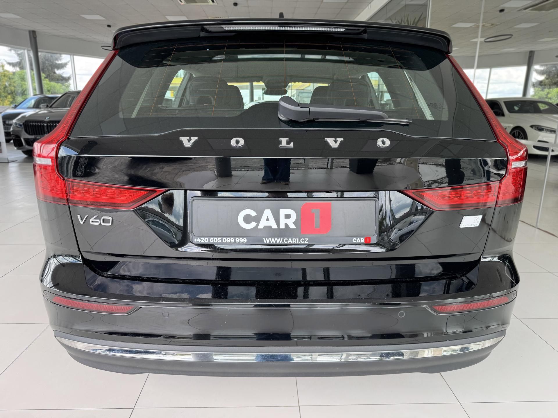 Volvo V60, T6 AWD Recharge*KeyLes*DPH - fotka 6
