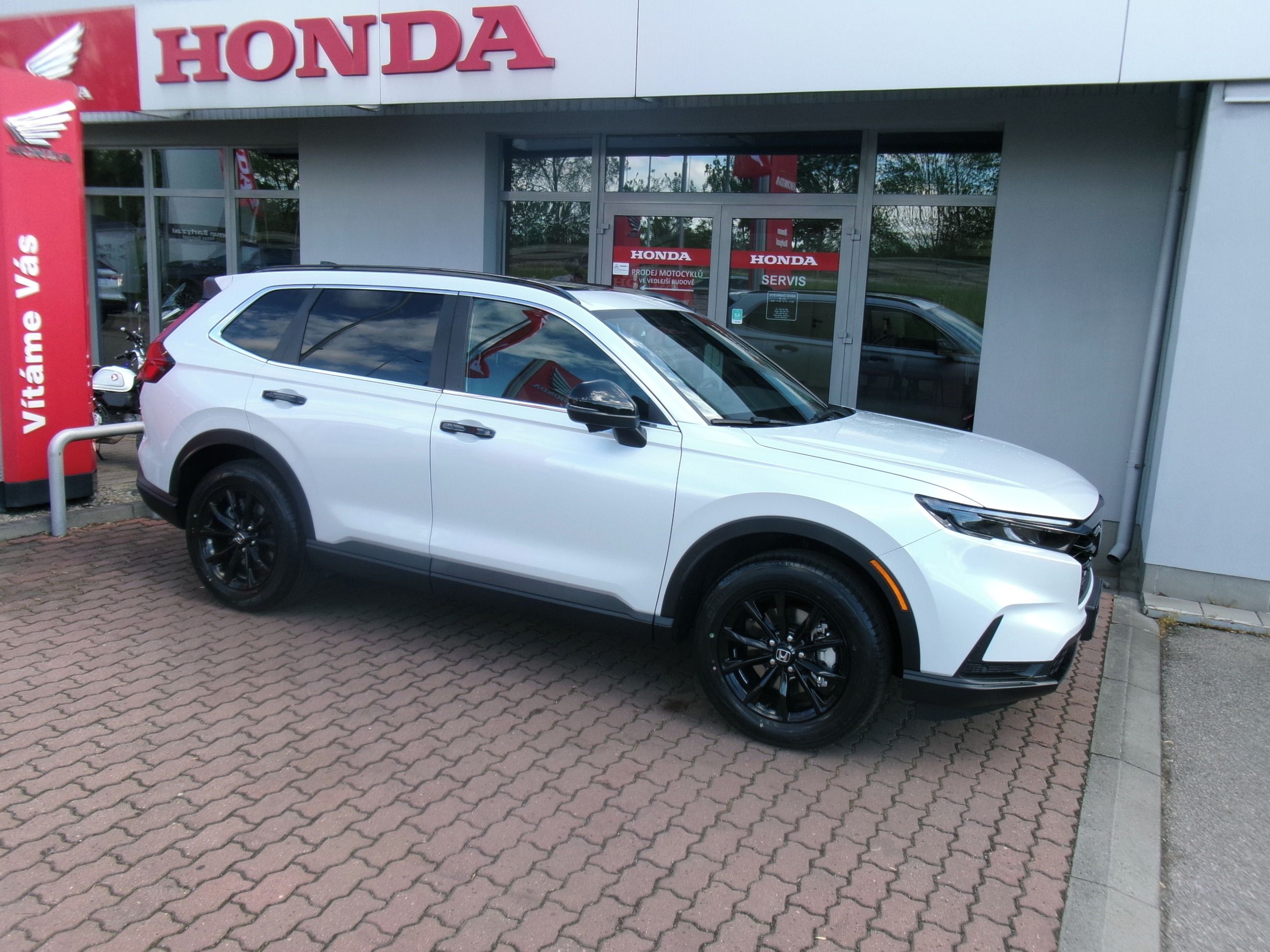 Honda CR-V, 2.0e:HEV 4x4 ELEGANCE PLUS 26 - fotka 3