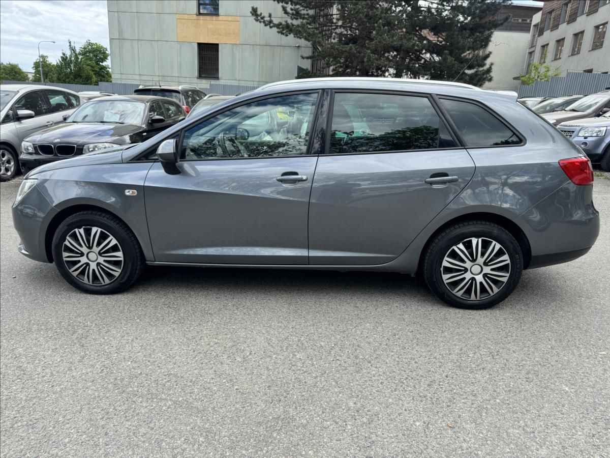 Seat Ibiza, 1,2 KRASNÝ STAV !! - fotka 5