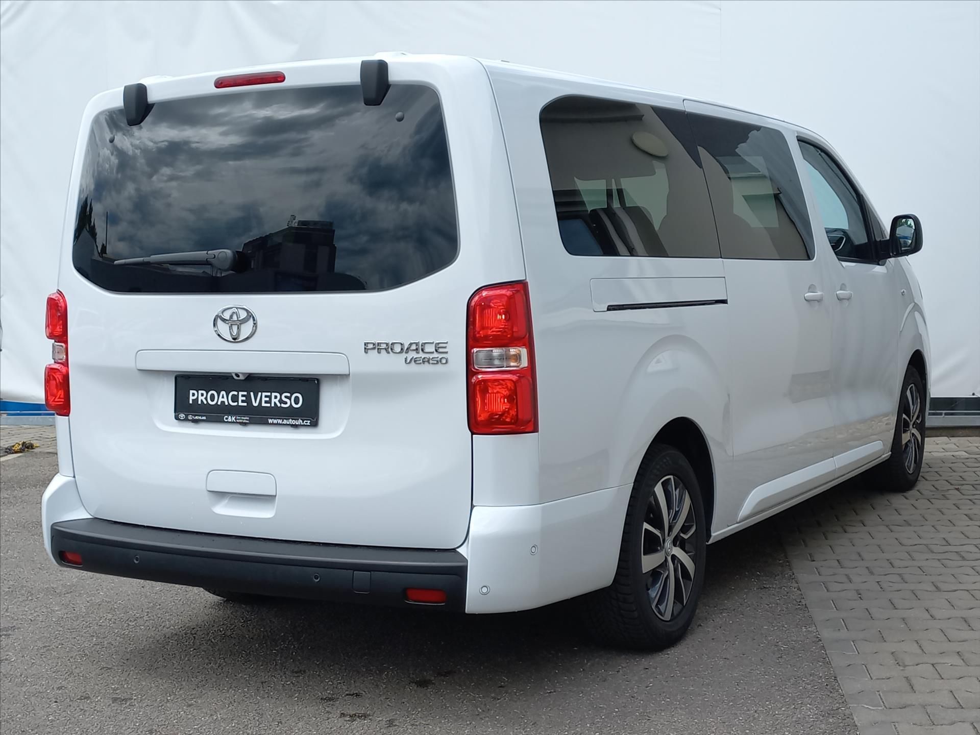 Toyota Proace Verso, 2,0 Diesel 177k  8.st A/T L2 - fotka 4