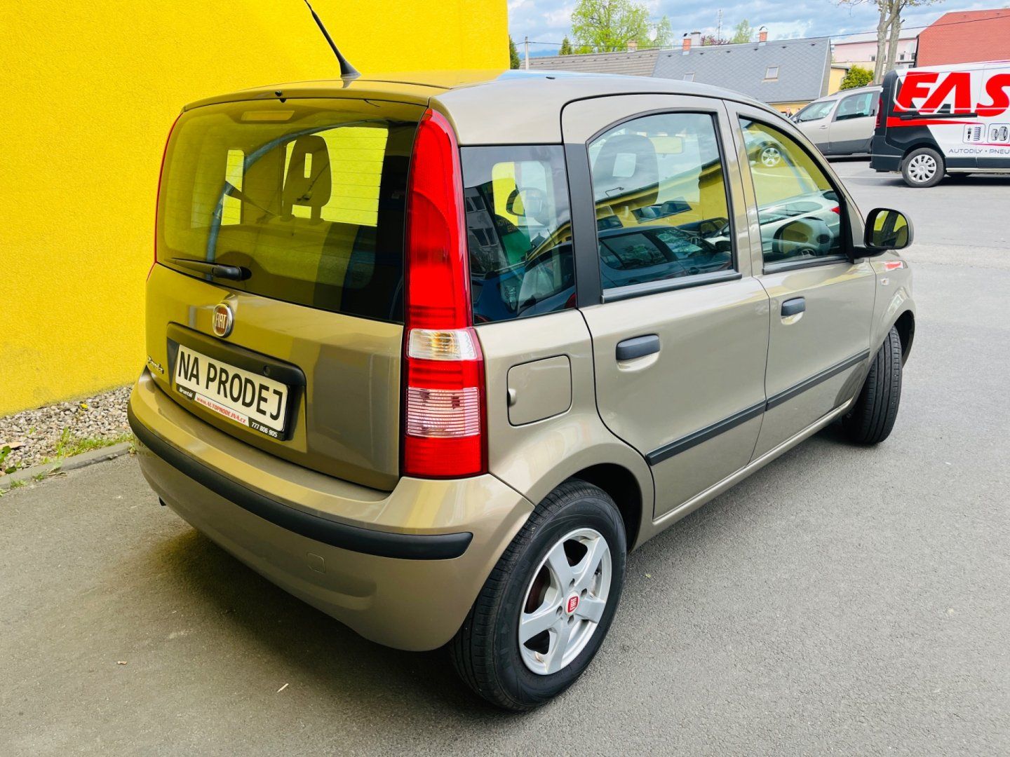 Fiat Panda, 1.1 i BENZÍN NAJ JEN 51 TIS KM - fotka 6