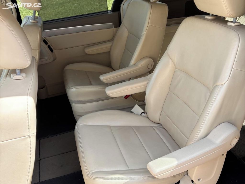 Volkswagen ROUTAN 2009 от Чехия