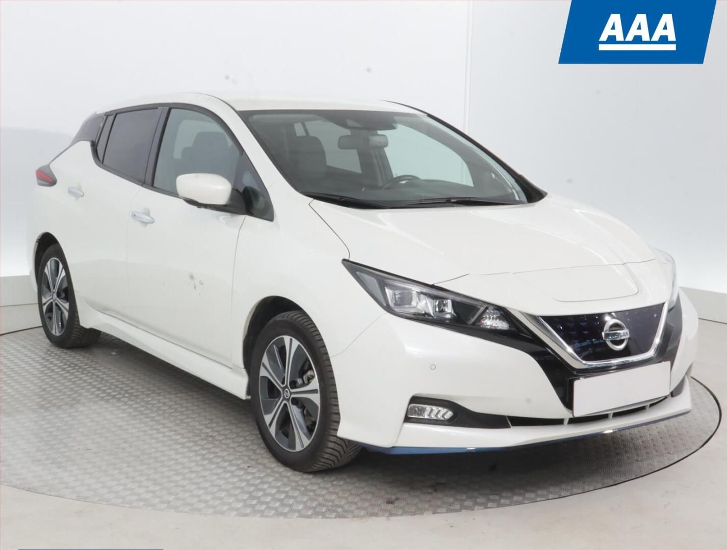 Nissan LEAF, 62 kWh, SoH 94%, Automat