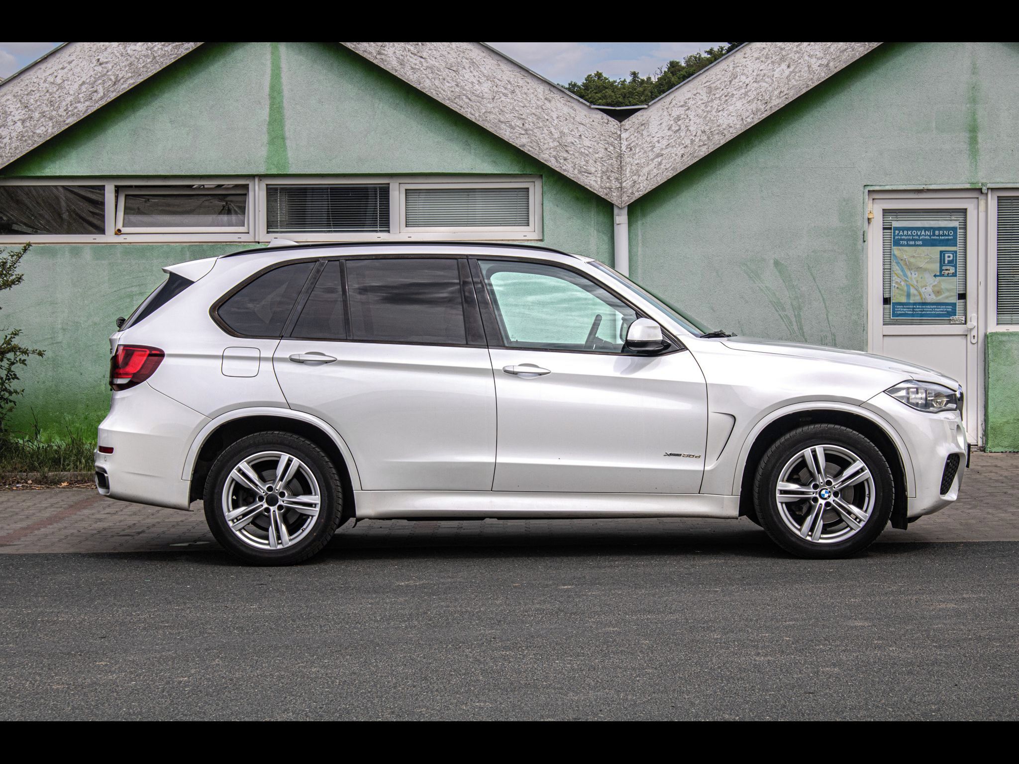 BMW X5 - fotka 4