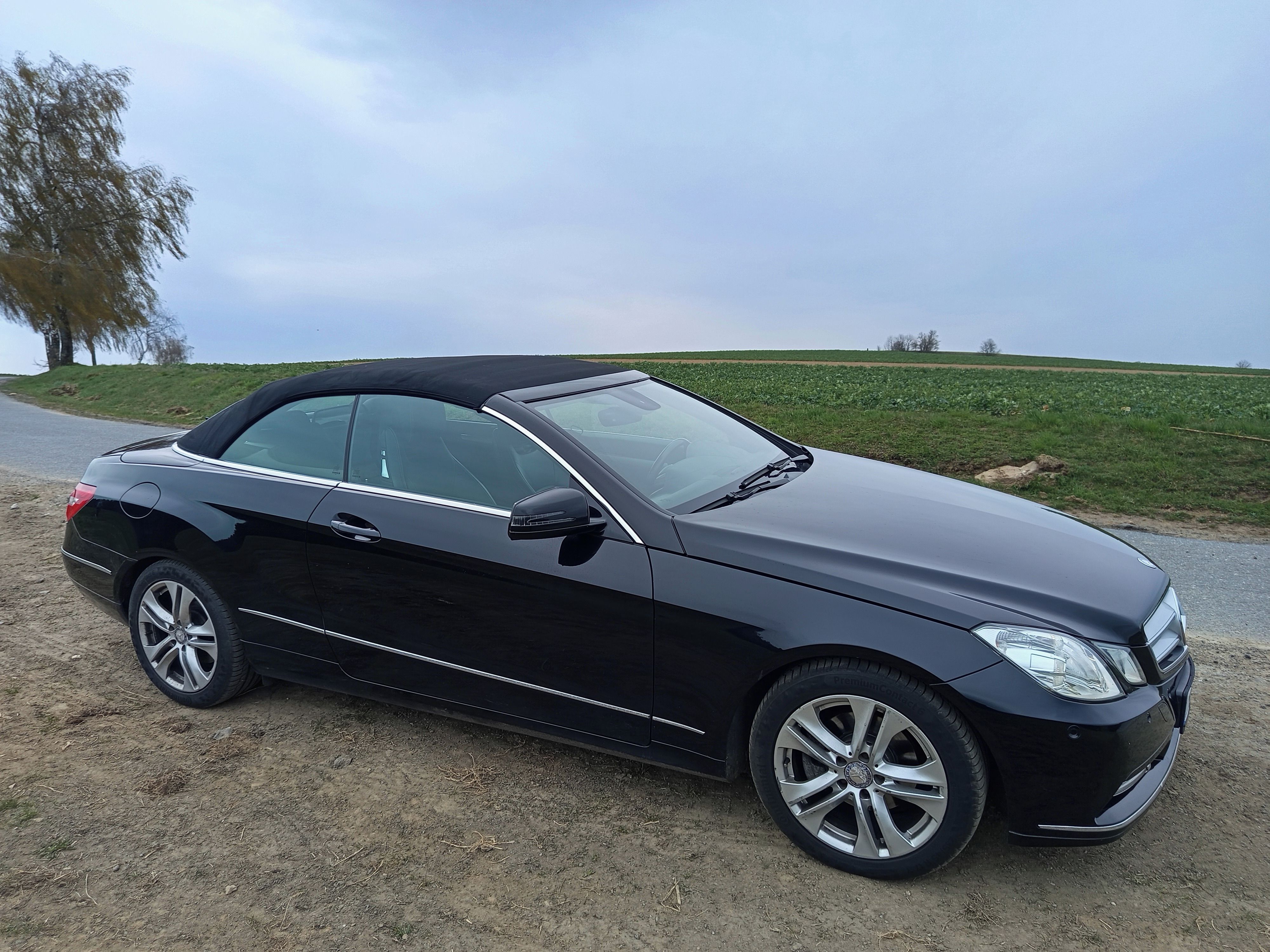 Mercedes-Benz Třídy E, 1.8 E200 - fotka 2