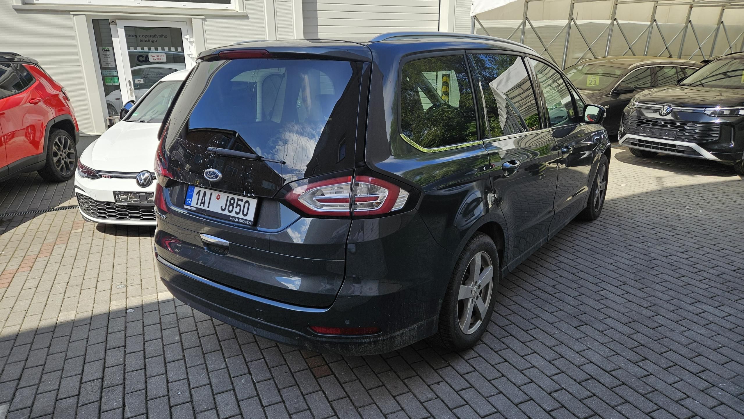 Ford Galaxy, 2.0 TDCI 132 kW Titanium - fotka 2