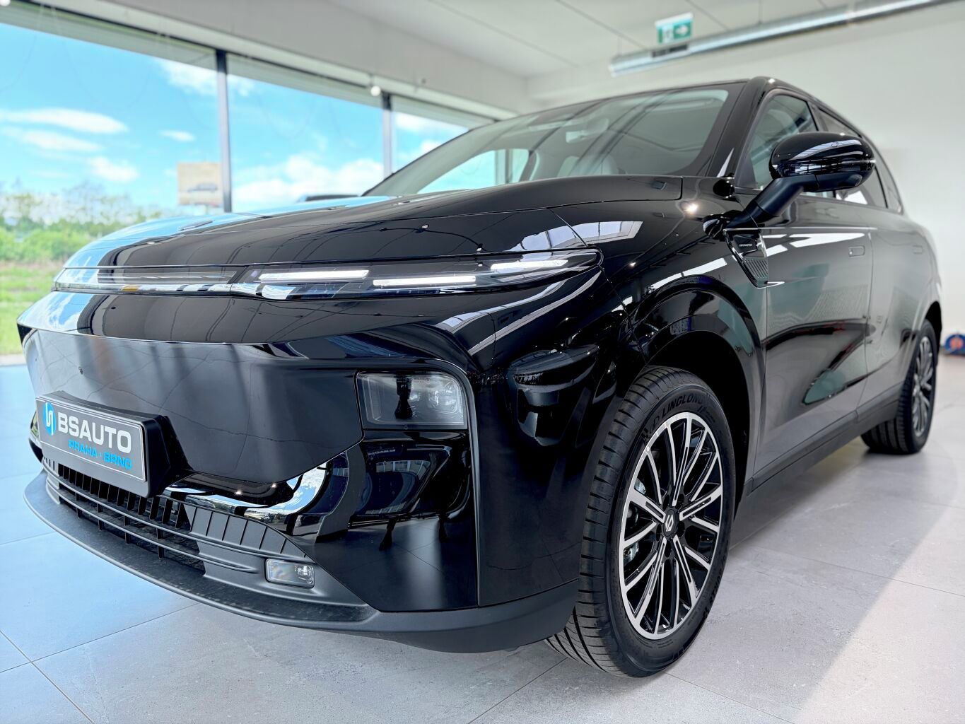 Leapmotor B10, 912 DESIGN PROMAX - větší bate