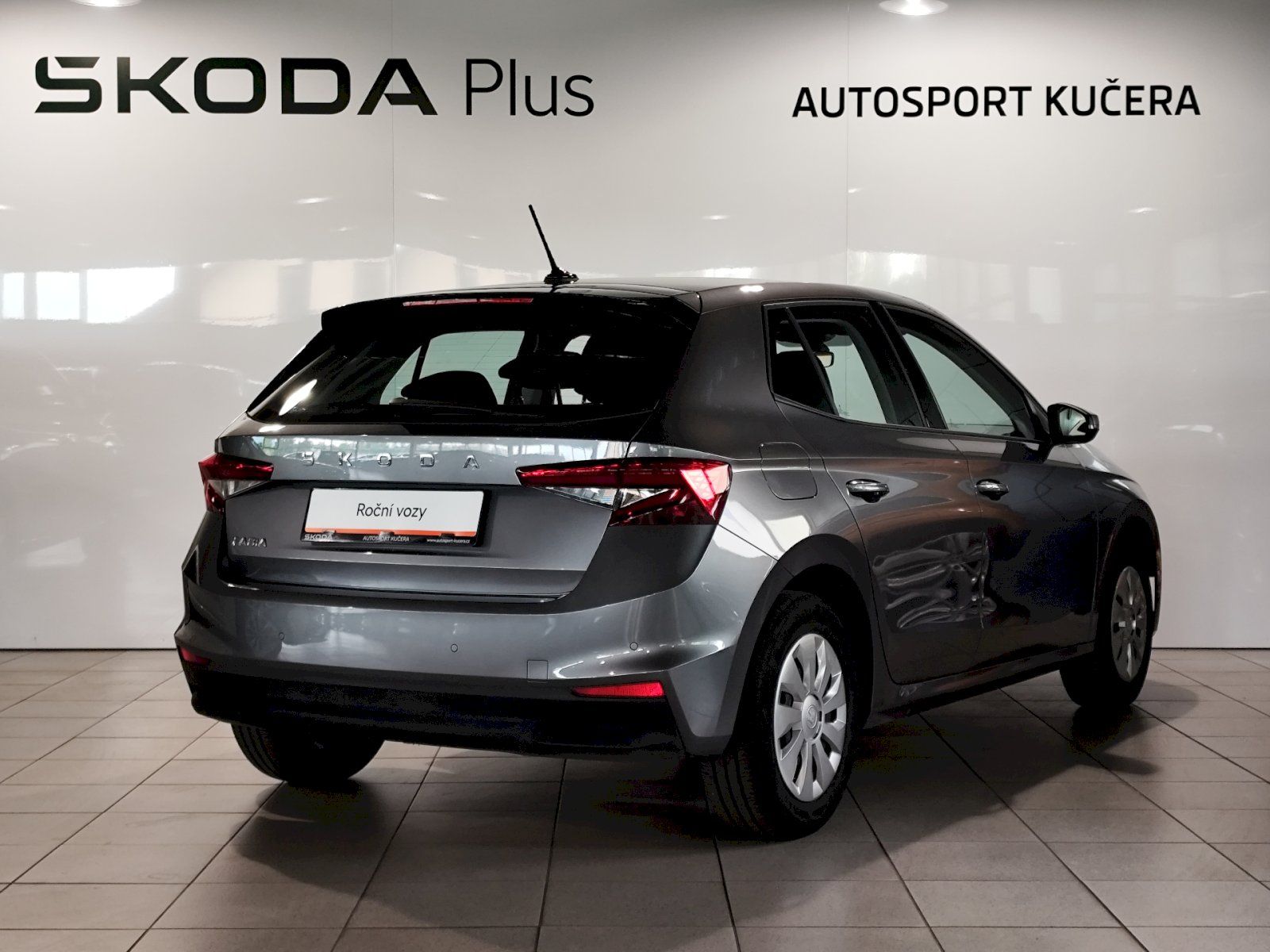 Škoda Fabia, FABIA SELECTION 1.0 MPI 59 kW - fotka 2