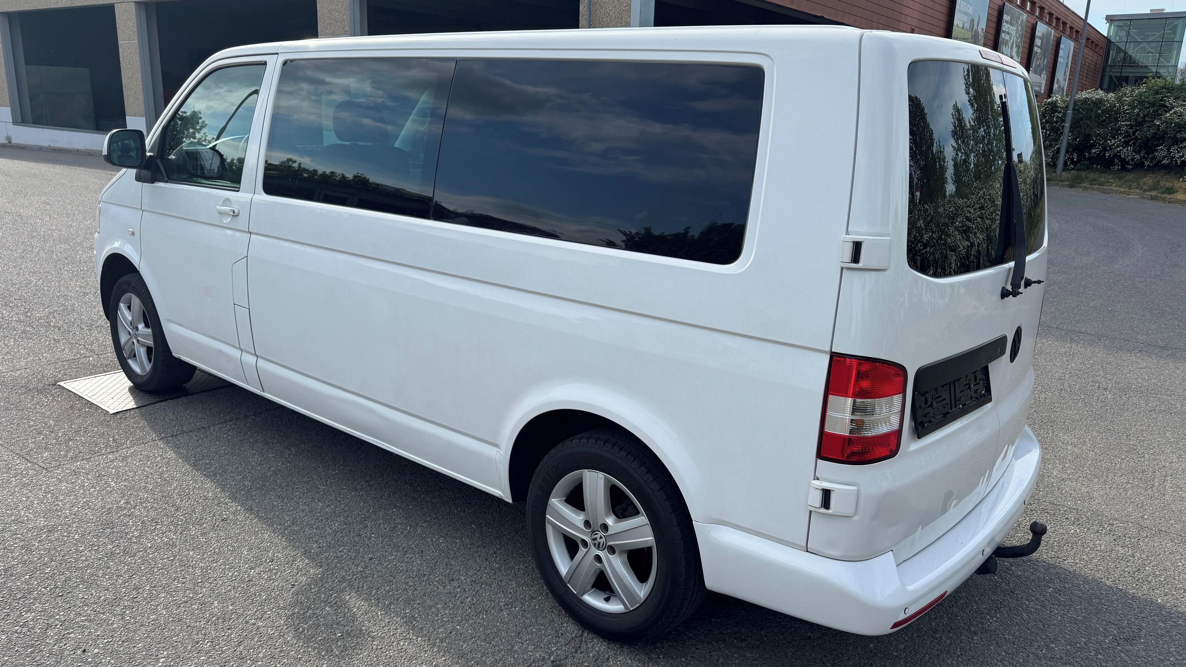 Volkswagen Transporter, T5.1 - 2.0TDi Long DSG - fotka 5
