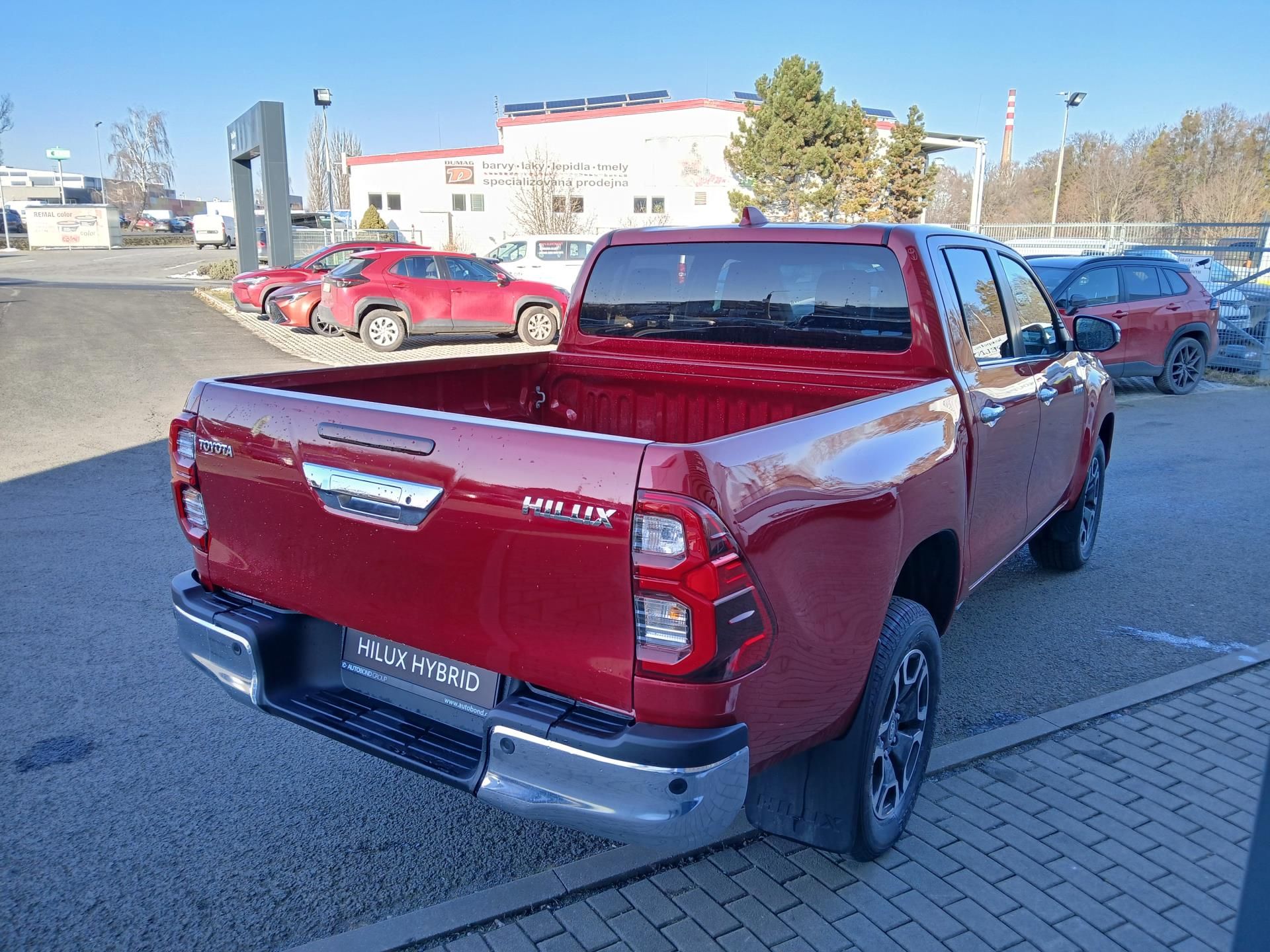 Toyota Hilux, 2,8 204k 6AT Executive - fotka 5