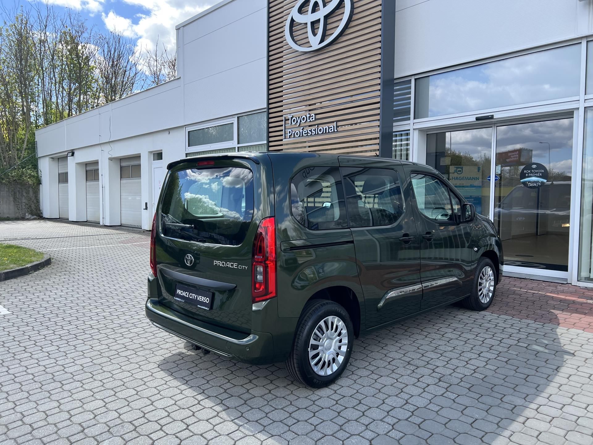 Toyota Proace City Verso, 1.2T 6MT Business Short - fotka 6