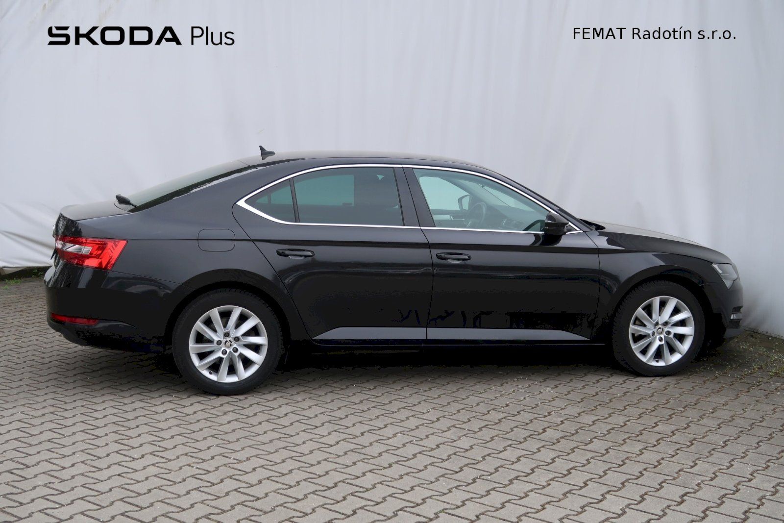 Škoda Superb, Ambition Plus 2.0 TDI 110 kW D - fotka 3