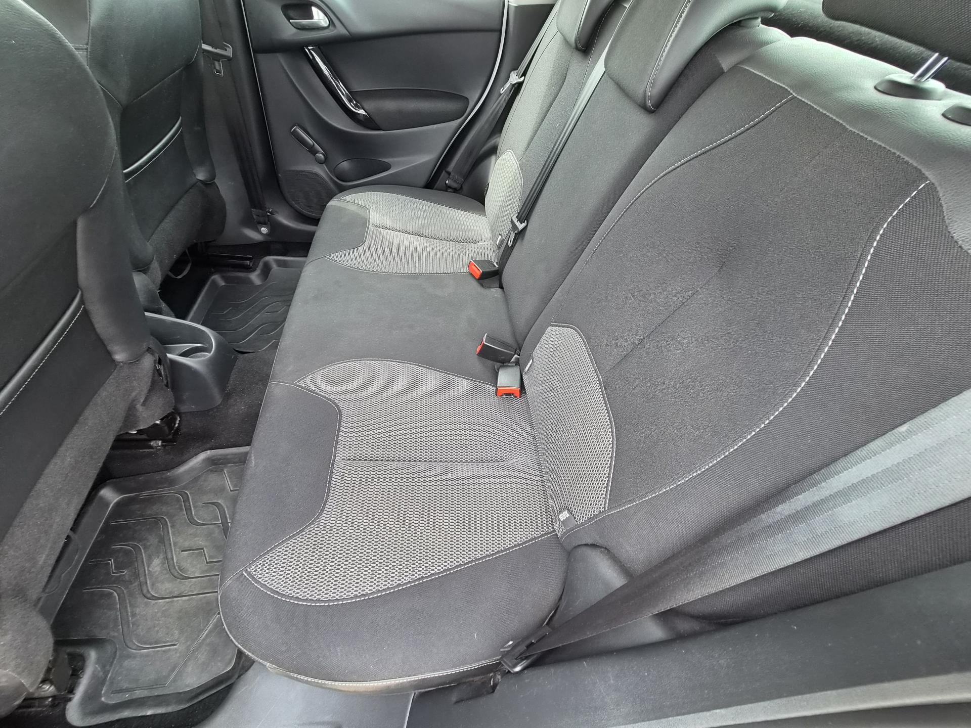 Citroën C3, 1,2 VTi nové rozvody - fotka 6