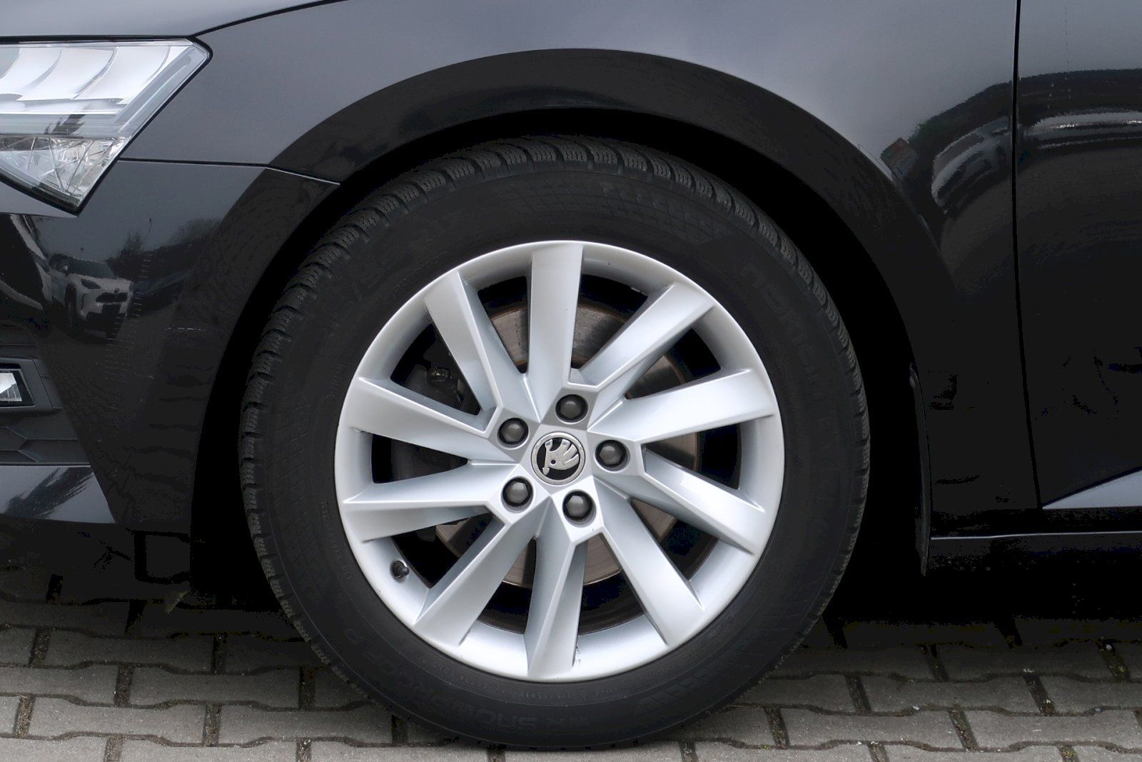 Škoda Superb, Ambition Plus 2.0 TDI 110 kW D - fotka 6