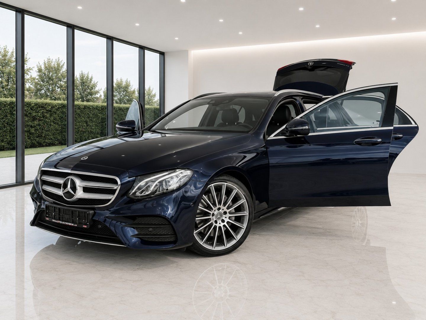 Mercedes-Benz Třídy E, 200D AMG