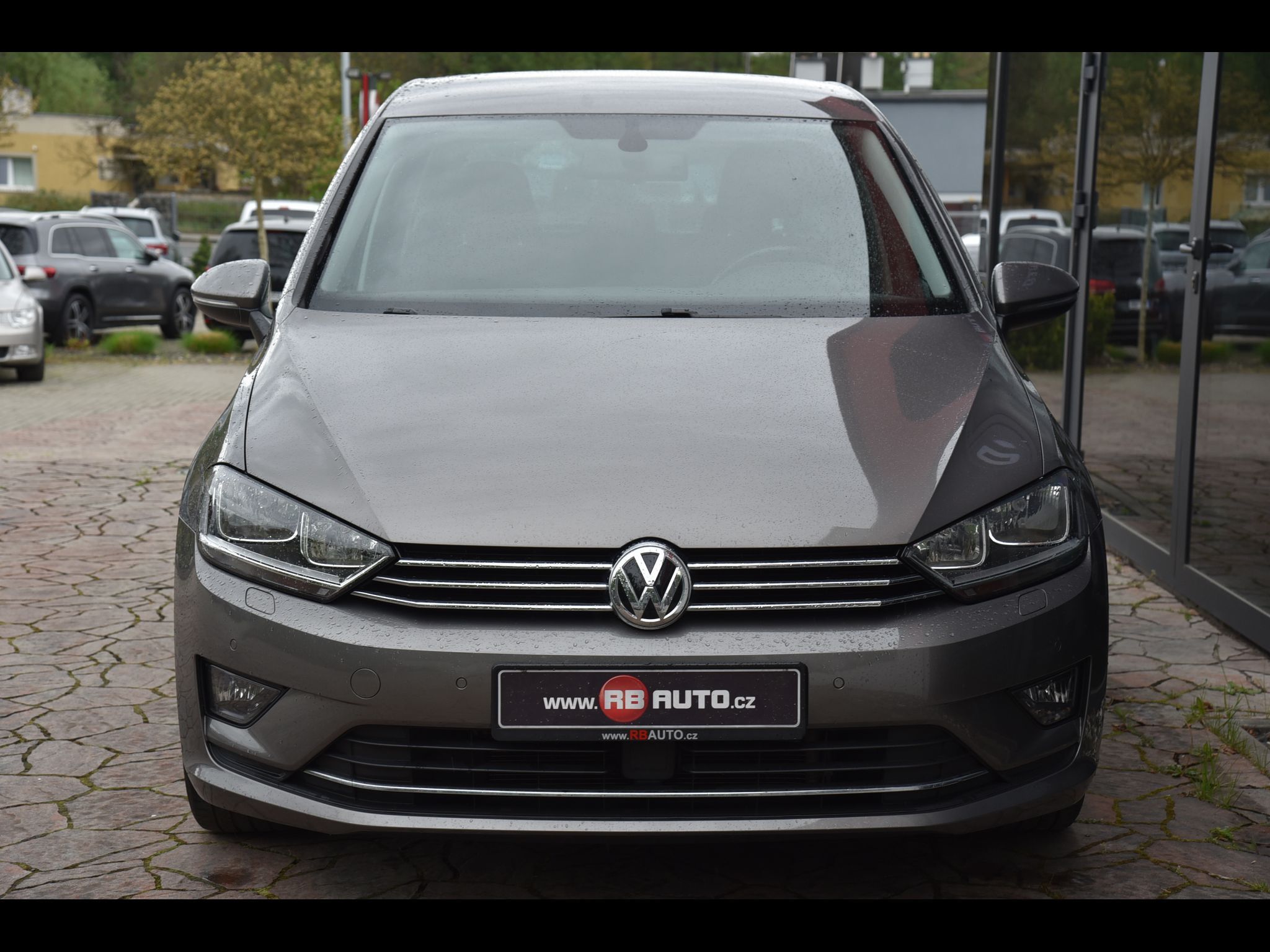 Volkswagen Golf Sportsvan, 1.2 TSi 81 kw Lounge - fotka 3