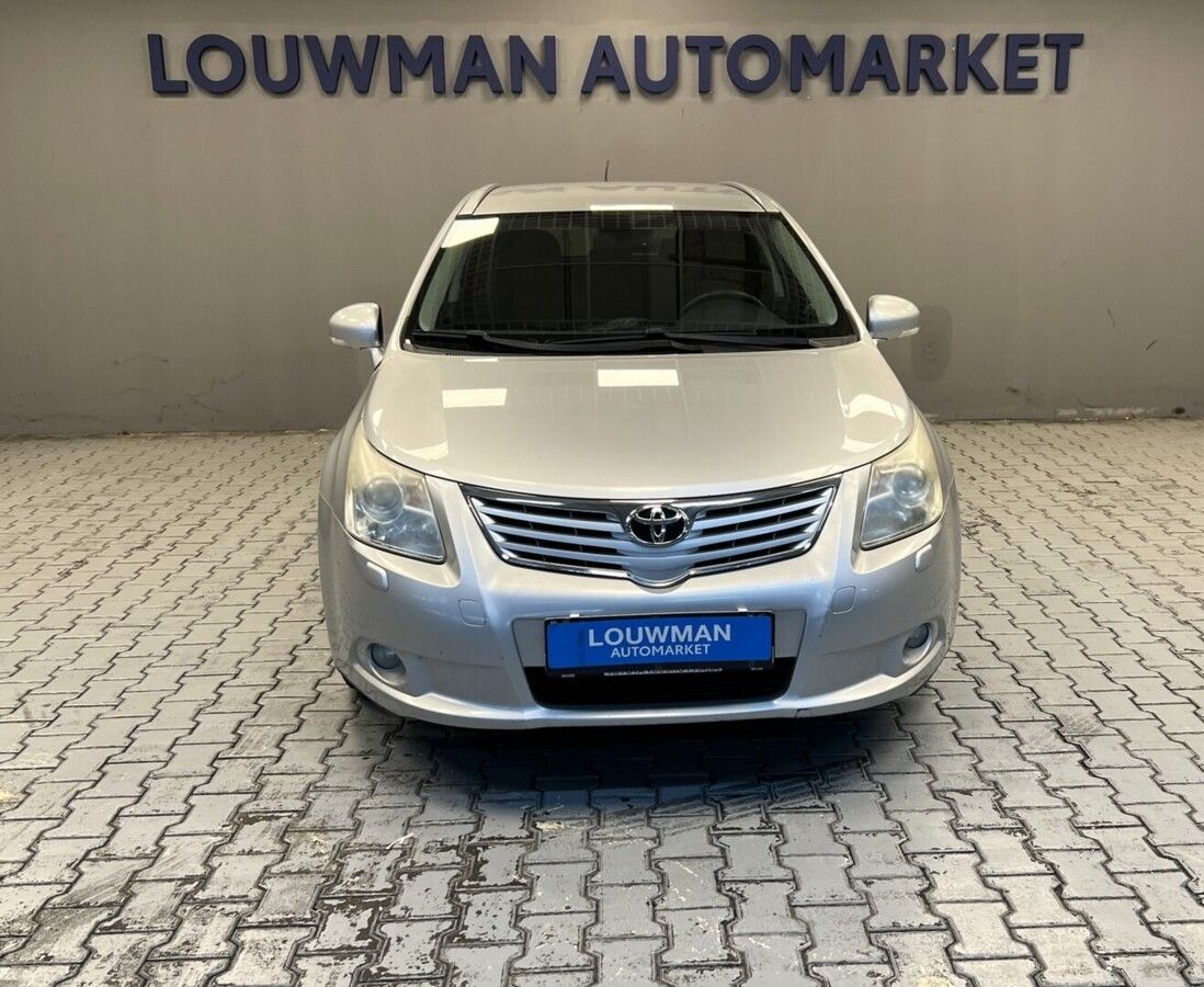 Toyota Avensis, 1.8 VVT-i Sol - fotka 4